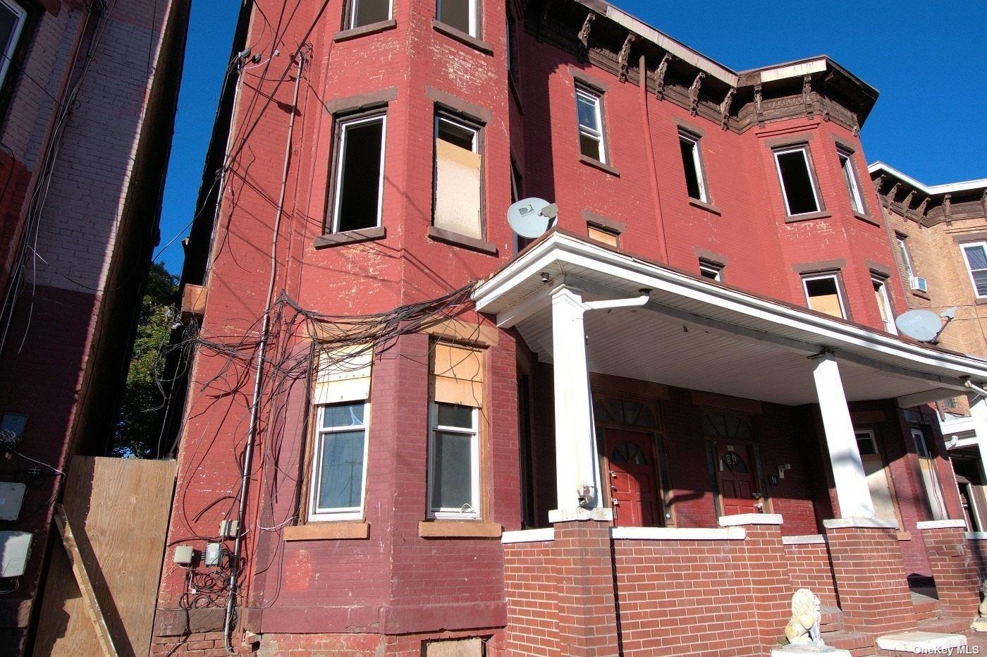 96 Overlook Place, Newburgh, NY 12550