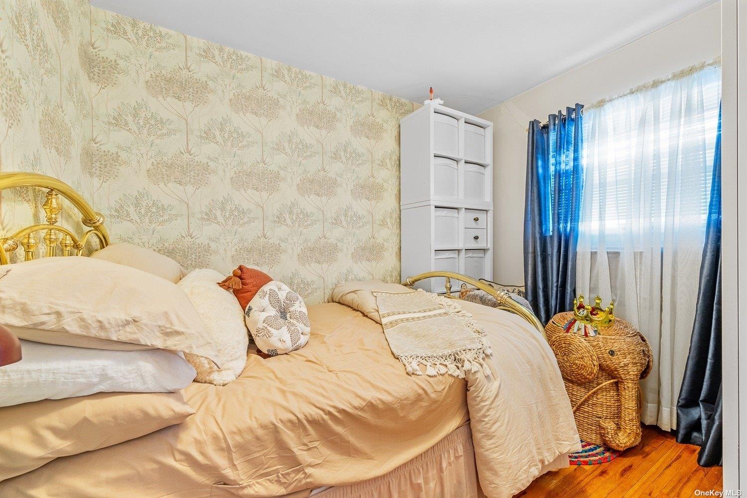 28-12 Astoria Boulevard, Astoria, NY 11102