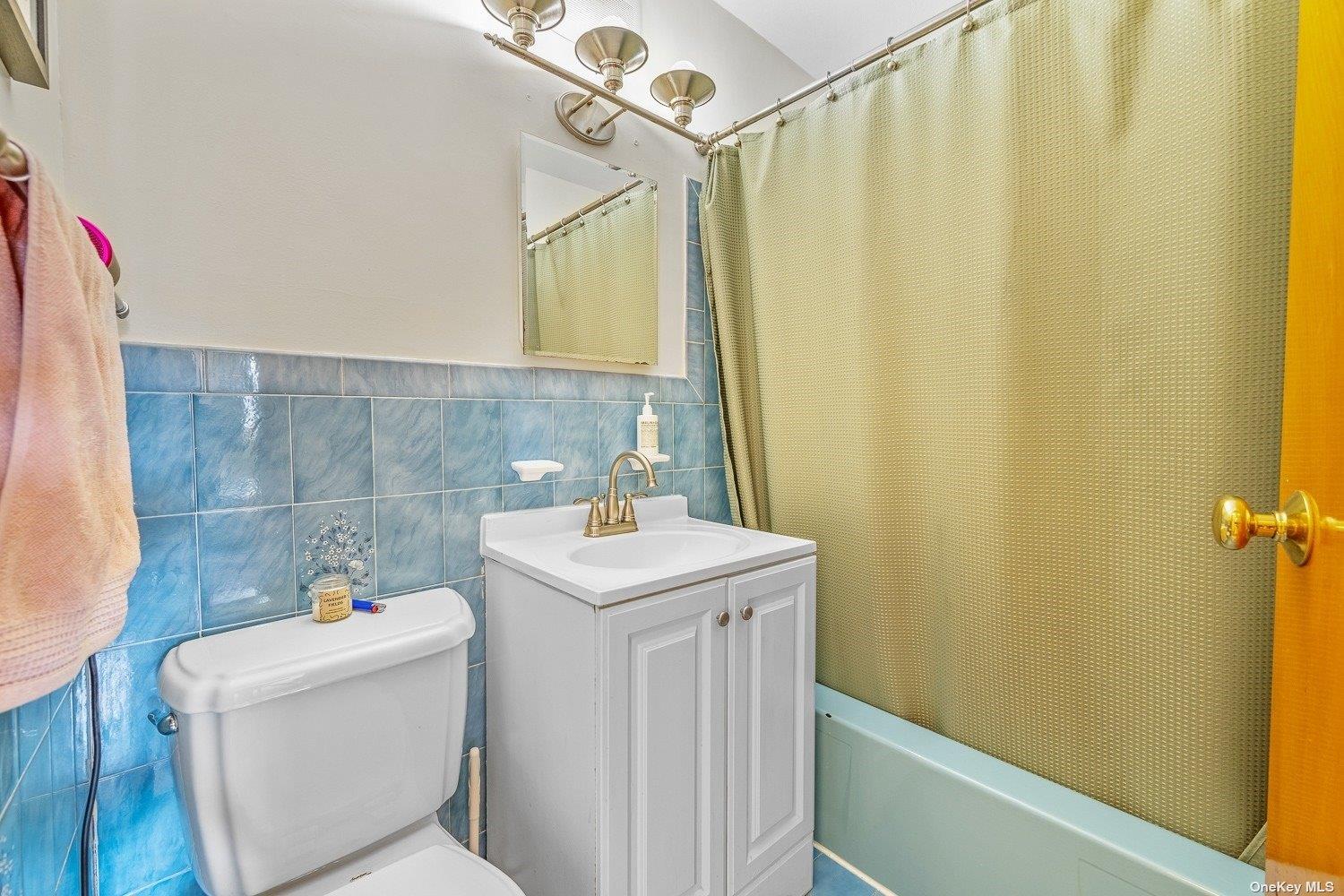 28-12 Astoria Boulevard, Astoria, NY 11102