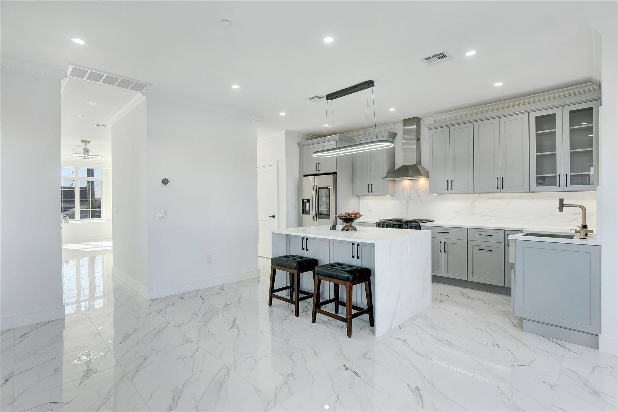 14 James Street, East Rockaway, NY 11518