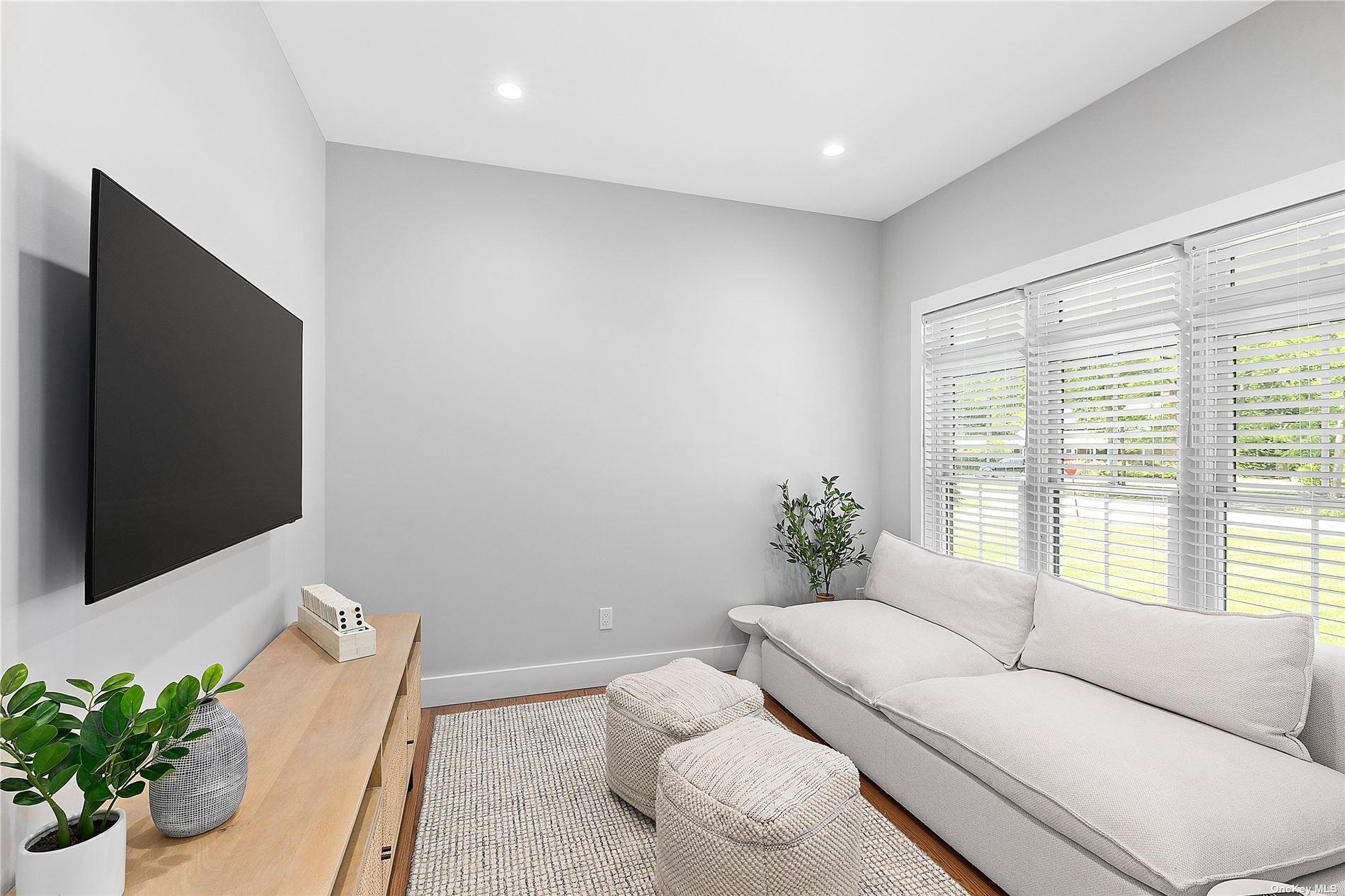 55 Squires Avenue, East Quogue, NY 11942