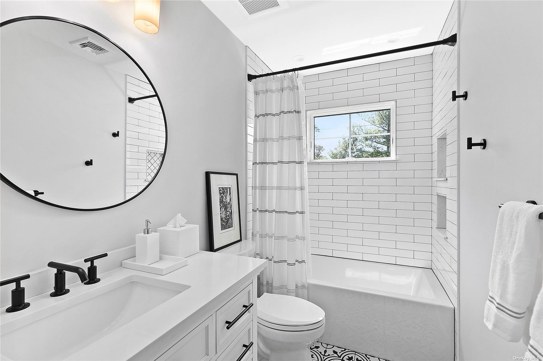 55 Squires Avenue, East Quogue, NY 11942