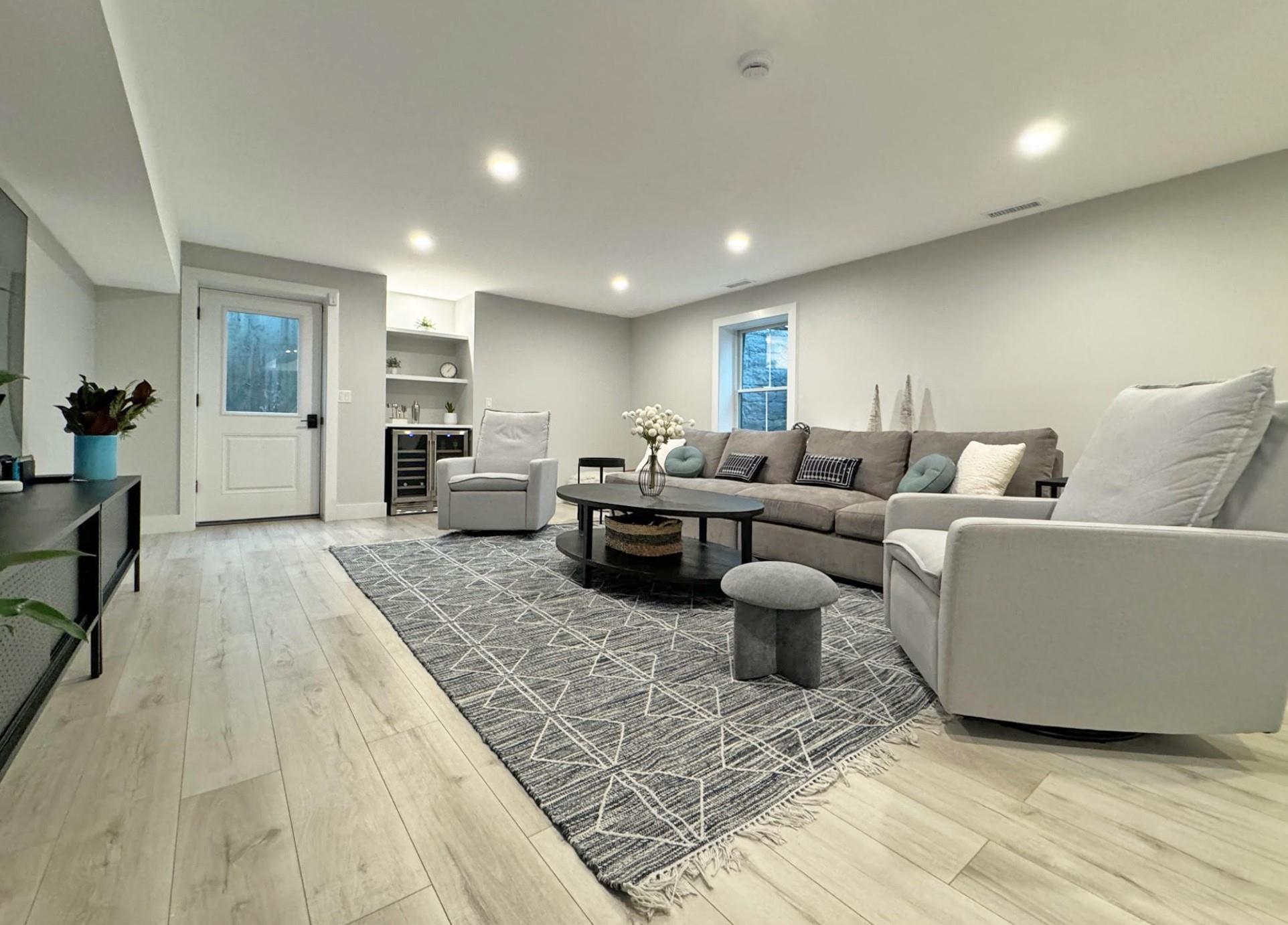 55 Squires Avenue, East Quogue, NY 11942