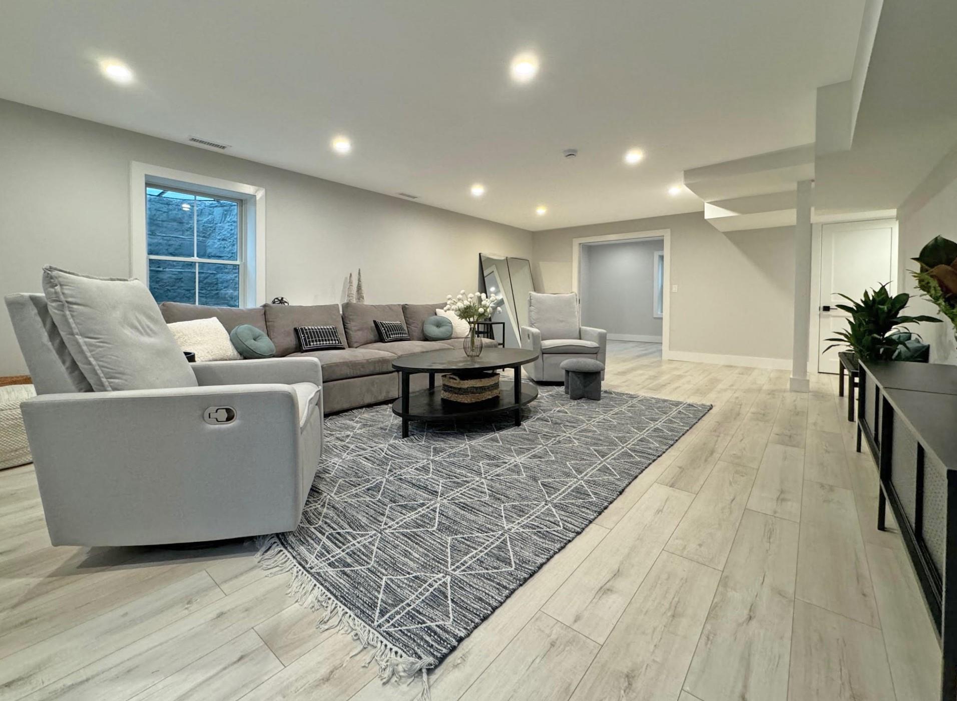 55 Squires Avenue, East Quogue, NY 11942