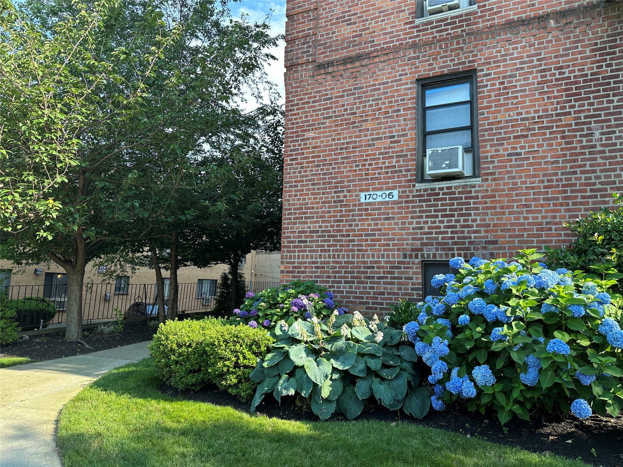 170-06 Crocheron Avenue # 1F, Flushing, NY 11358