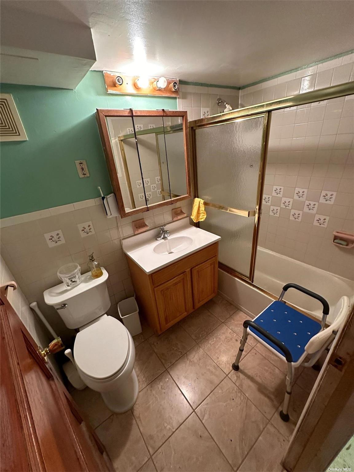 229 Nichols Avenue, Brooklyn, NY 11208