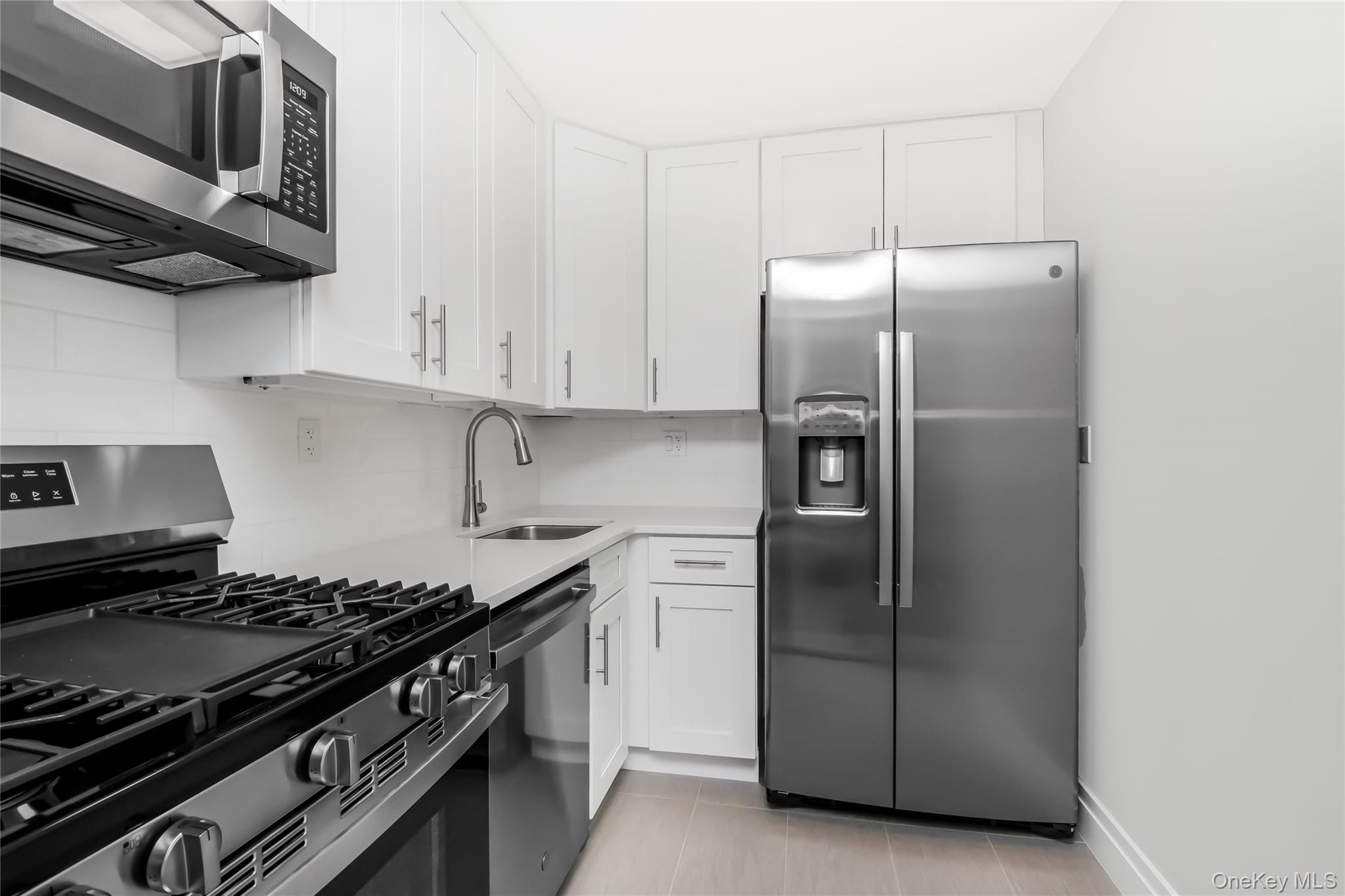 3333 Henry Hudson Parkway # 23V, Bronx, NY 10463