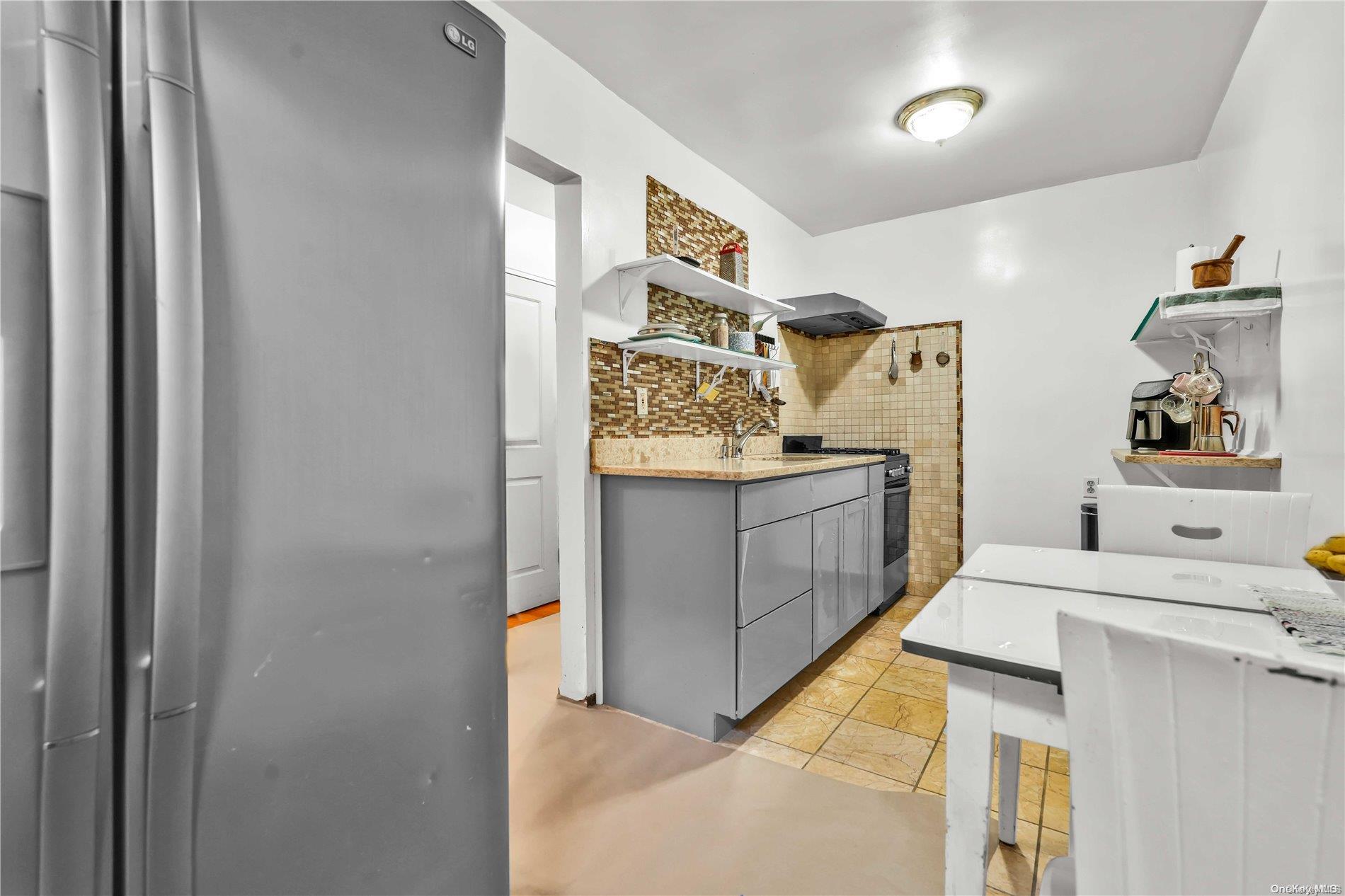 67-25 Clyde Street # 2L, Forest Hills, NY 11375