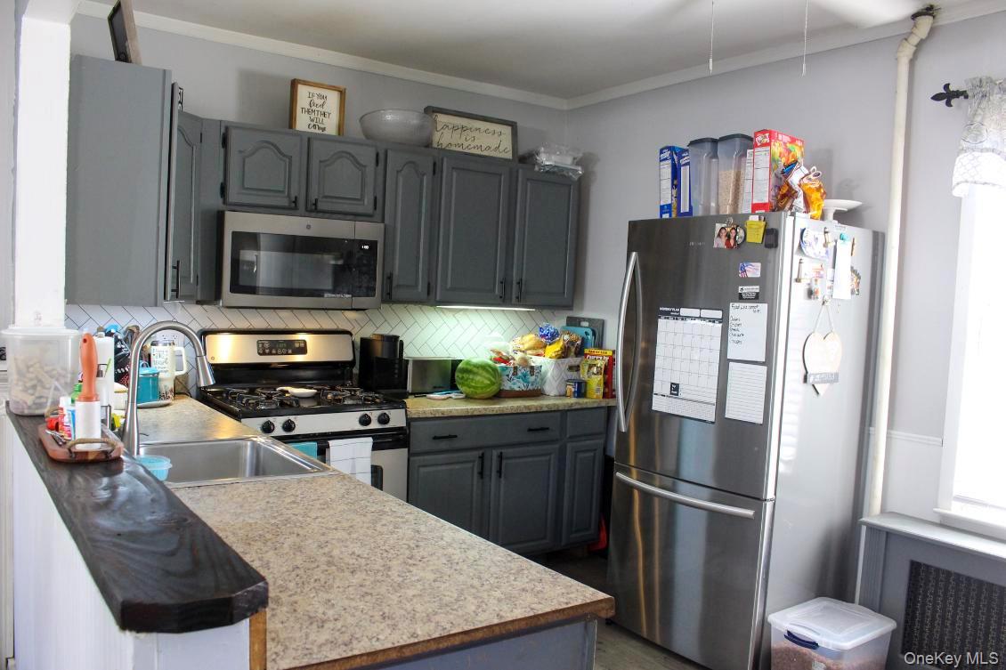 23 Mountain Avenue, Hillburn, NY 10931