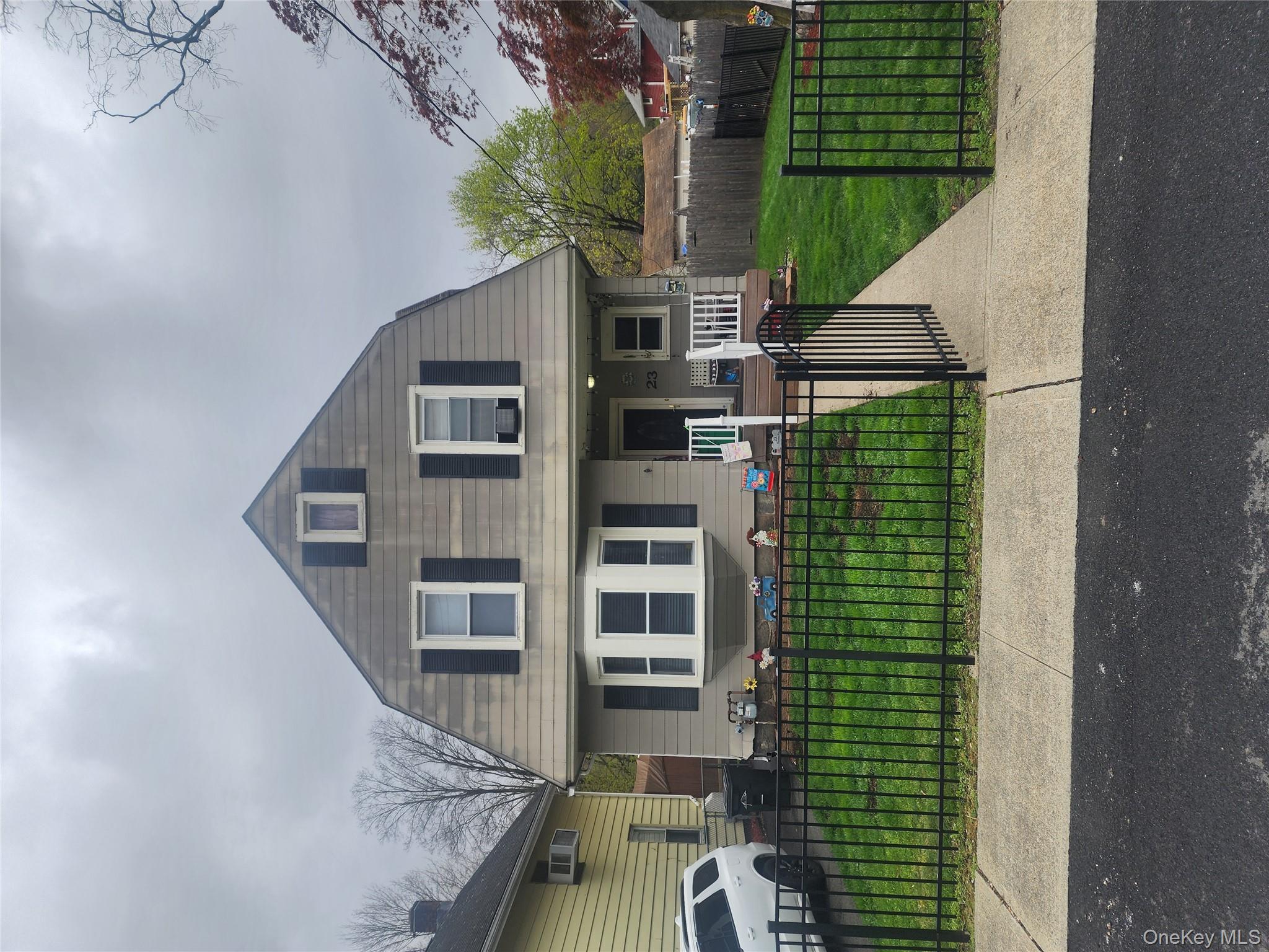 23 Mountain Avenue, Hillburn, NY 10931