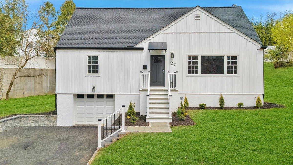 27 Woodruff Avenue, Scarsdale, NY 10583