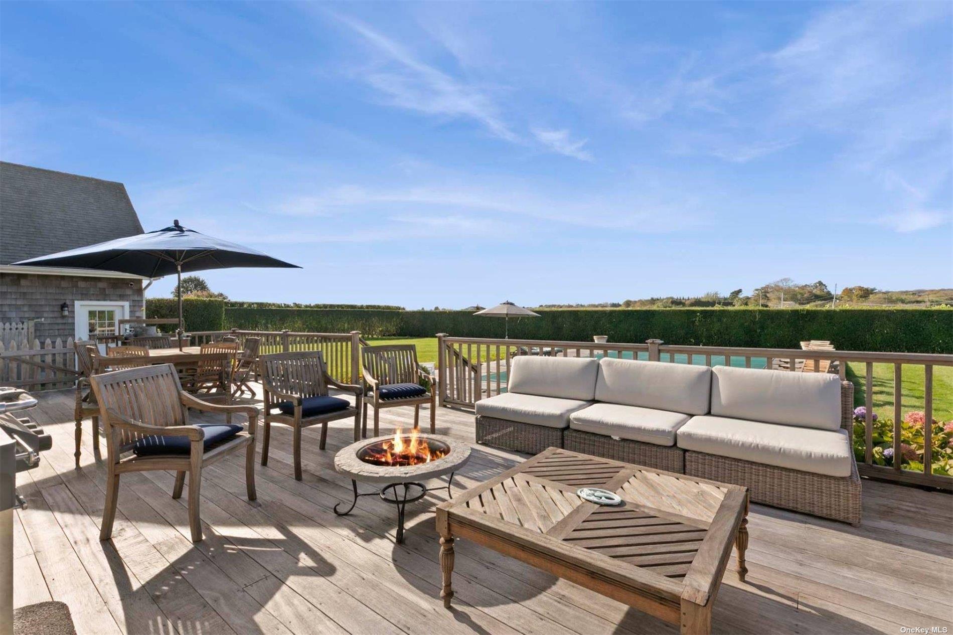 6 Millfarm Lane, Southampton, NY 11968