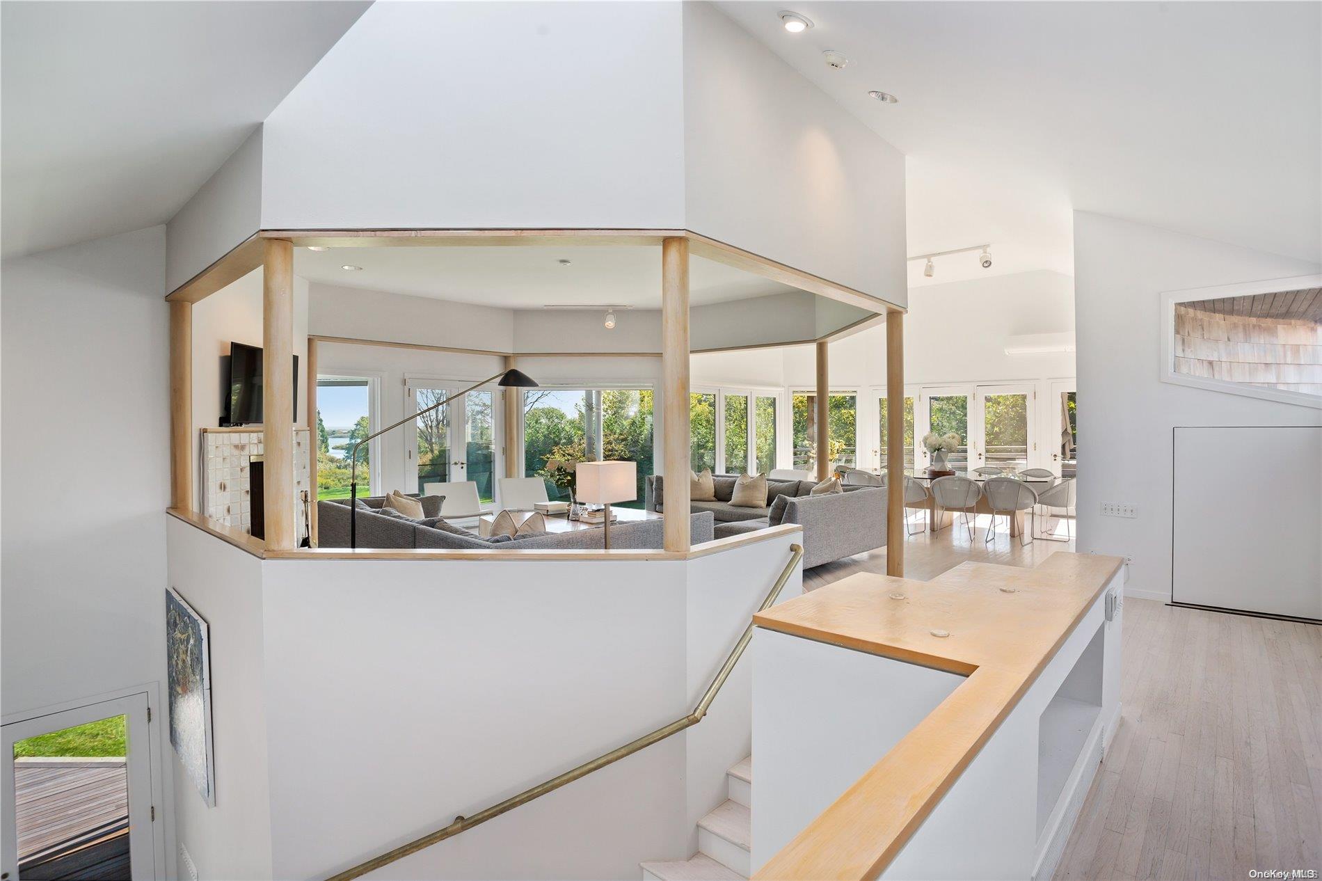 33 Ocean Avenue, East Hampton, NY 11937