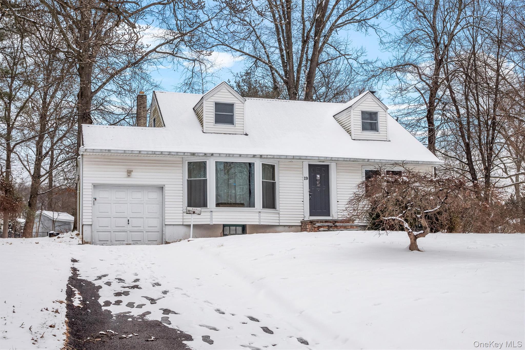 19 Derfuss Lane, Blauvelt, NY 10913