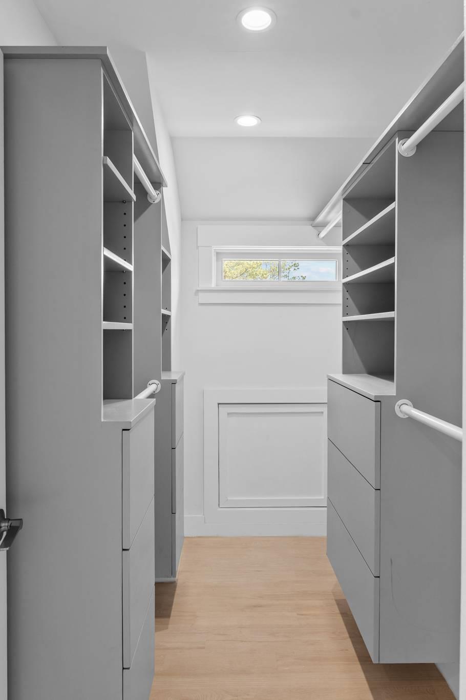 50 Bay View Avenue, Amagansett, NY 11930