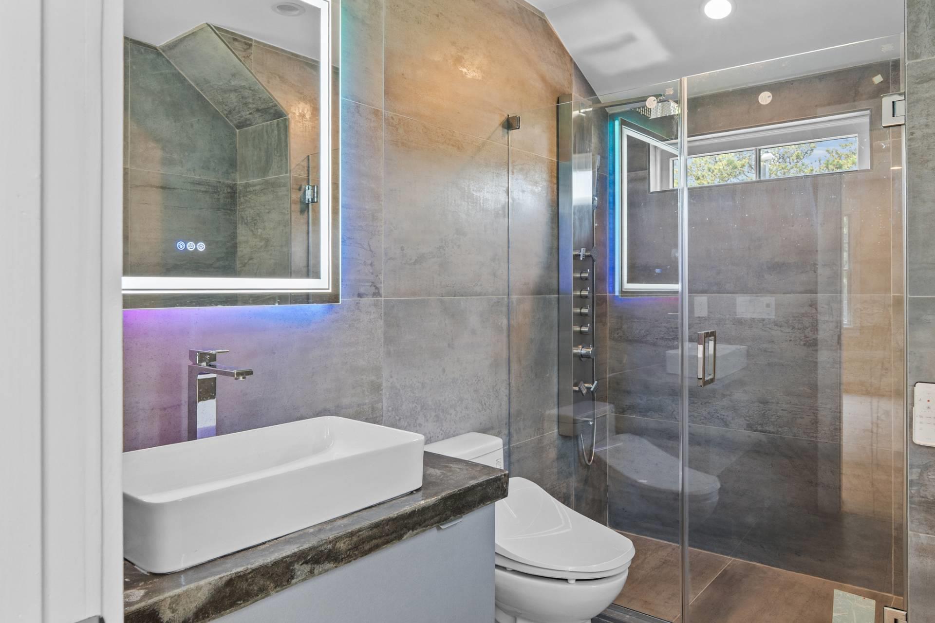 50 Bay View Avenue, Amagansett, NY 11930