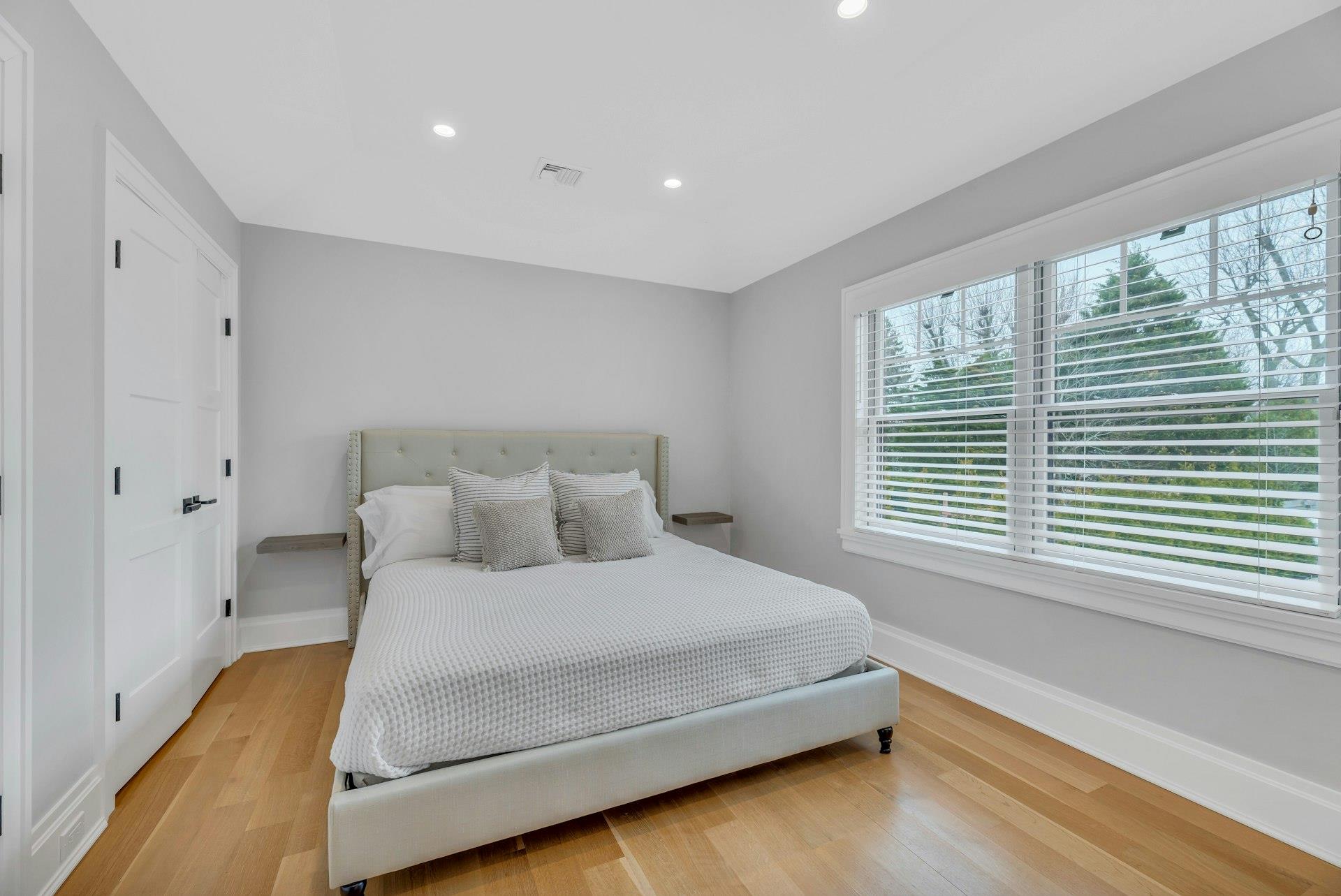 165 Marine Place, Greenport, NY 11944