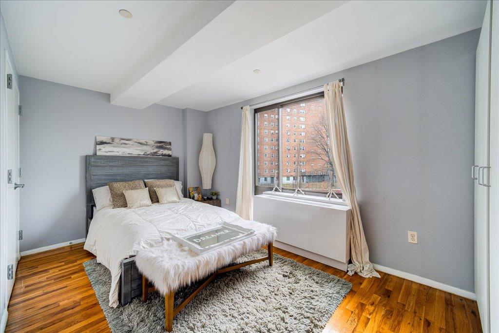 150 Featherbed Lane # 4B, Bronx, NY 10452