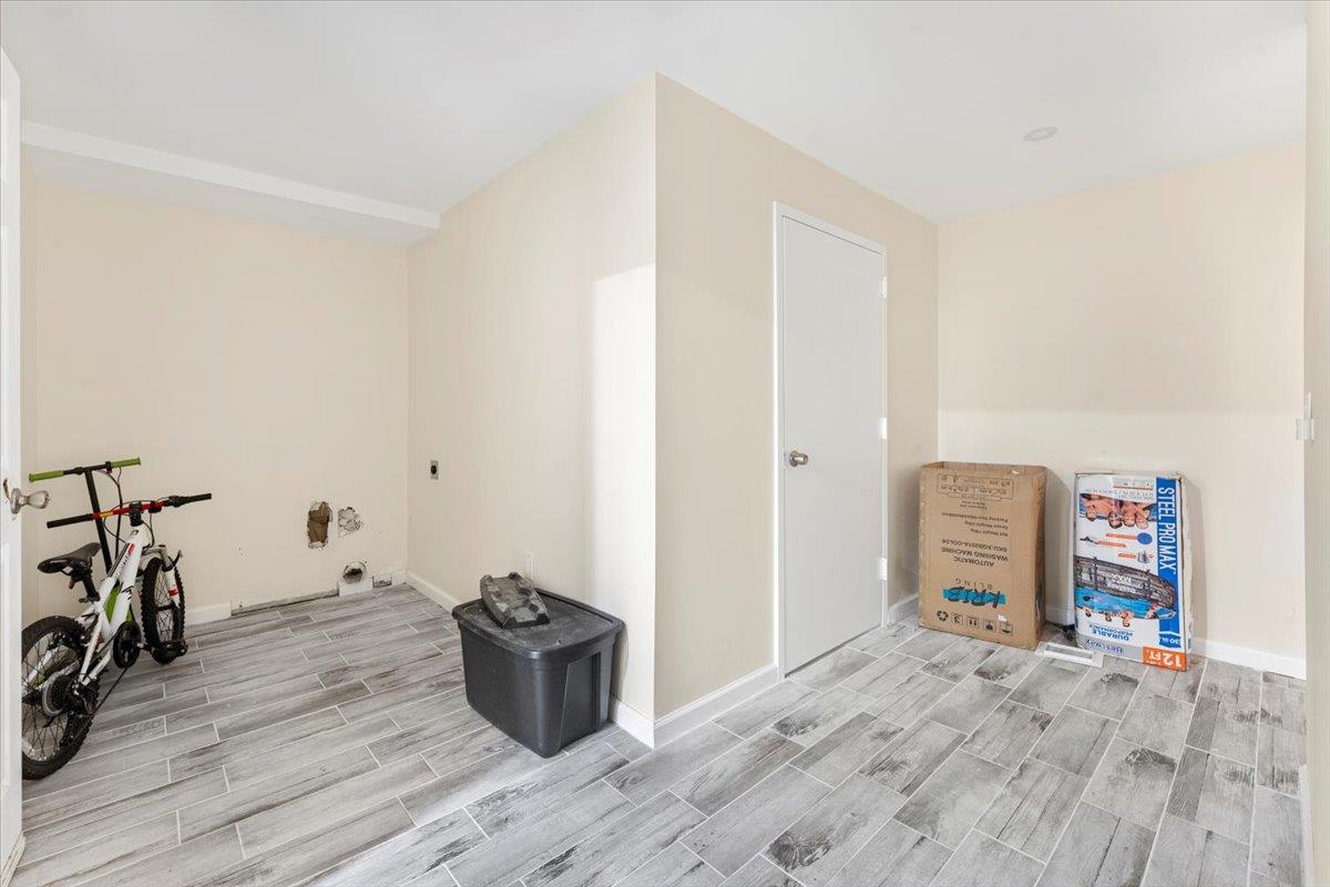 3136 Mickle Avenue, Bronx, NY 10469