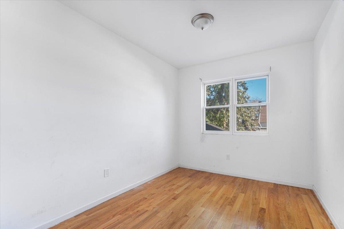 3136 Mickle Avenue, Bronx, NY 10469