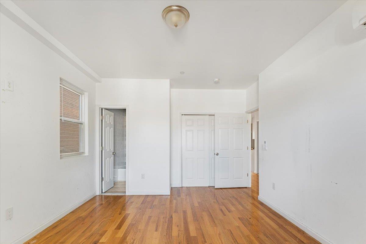 3136 Mickle Avenue, Bronx, NY 10469