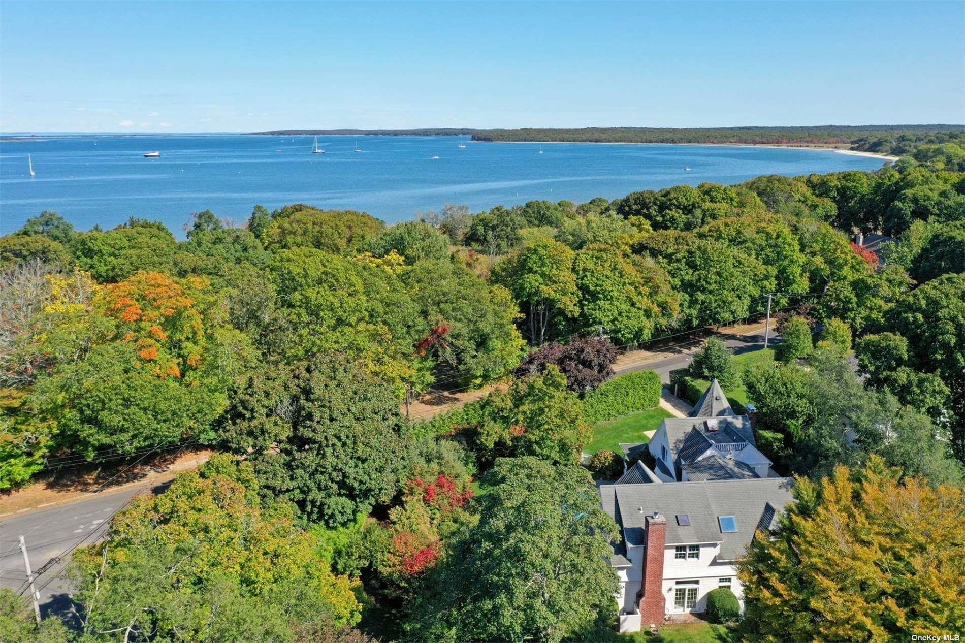 98 Bay Street, Sag Harbor, NY 11963