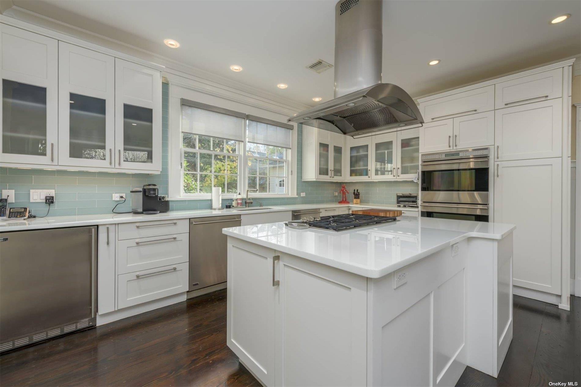 98 Bay Street, Sag Harbor, NY 11963