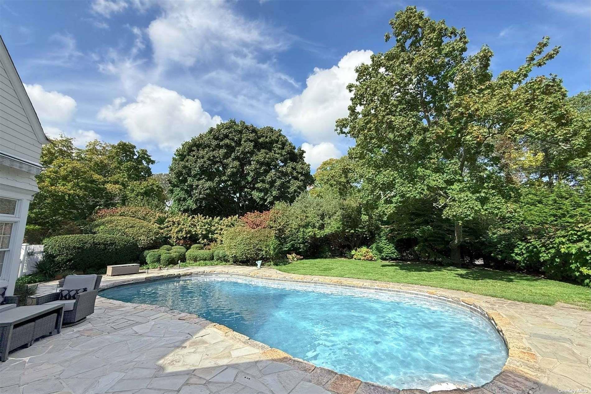 98 Bay Street, Sag Harbor, NY 11963