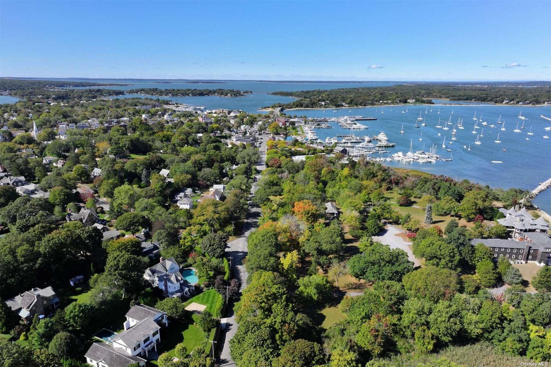 98 Bay Street, Sag Harbor, NY 11963