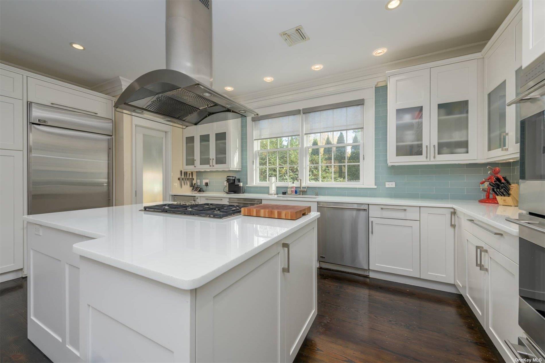 98 Bay Street, Sag Harbor, NY 11963