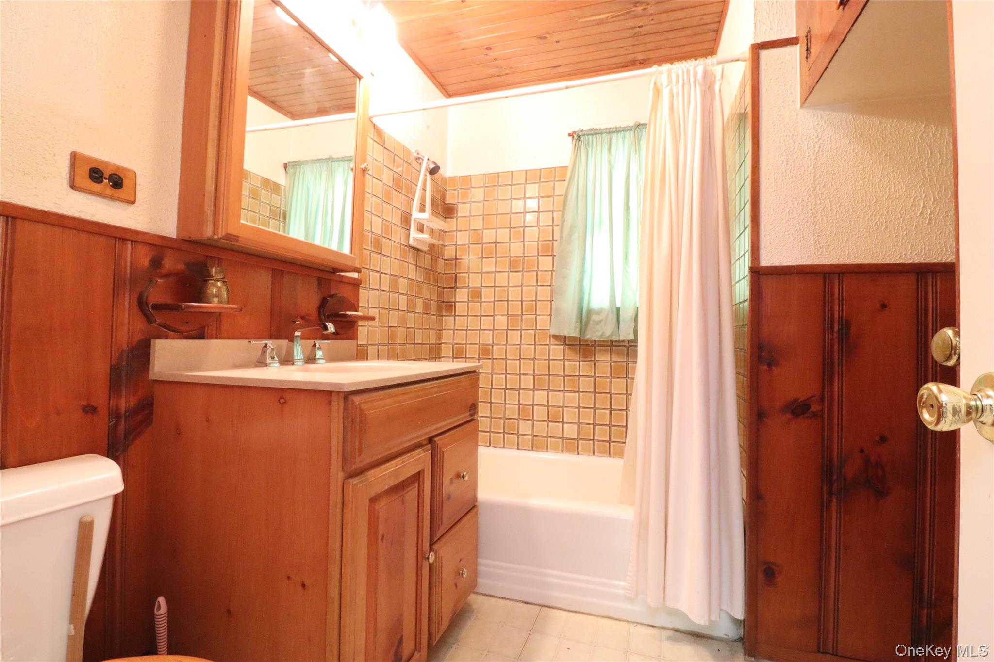 262 N Terry Hill Road, Carmel, NY 10512