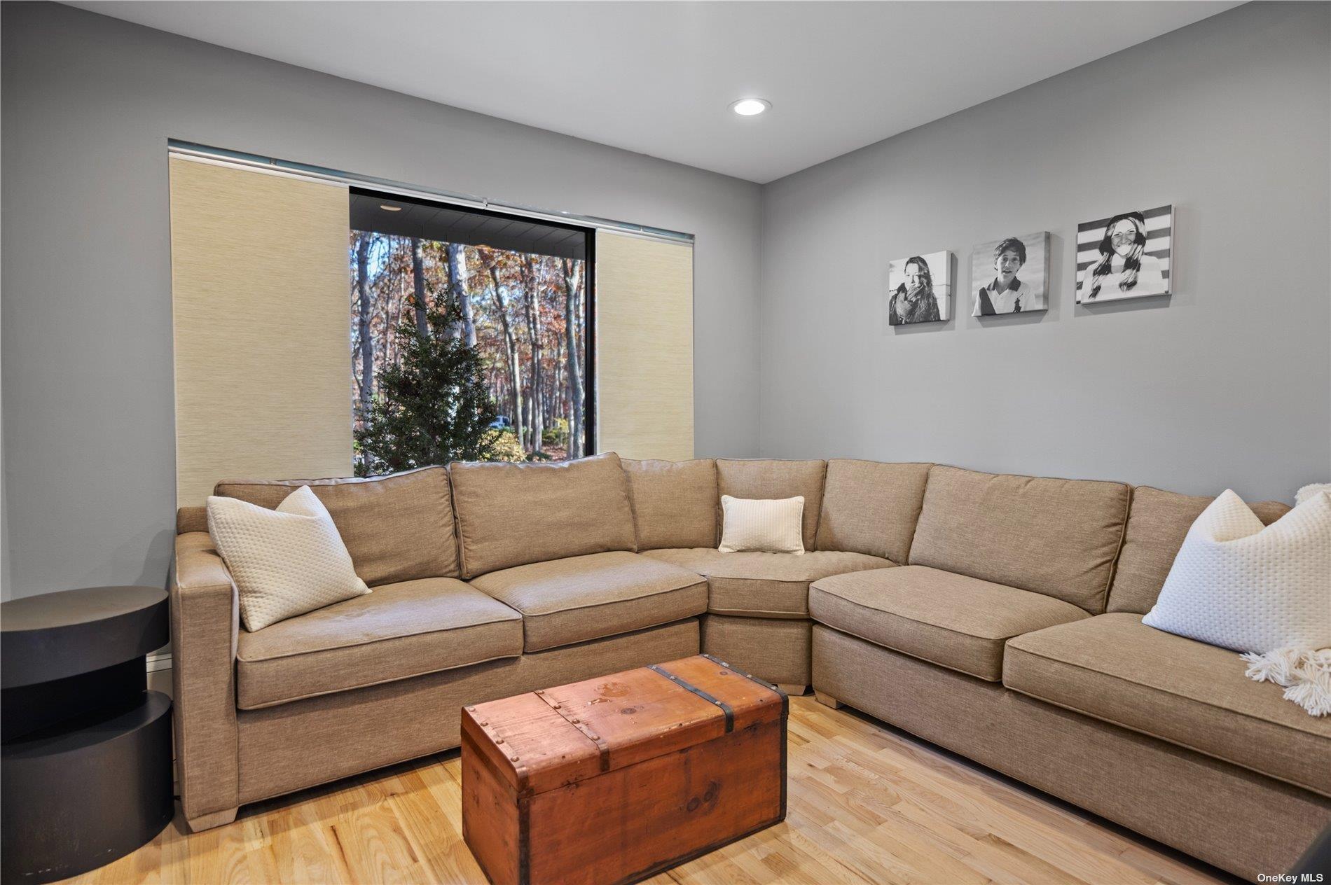 25 N Quarter Road, Westhampton, NY 11977