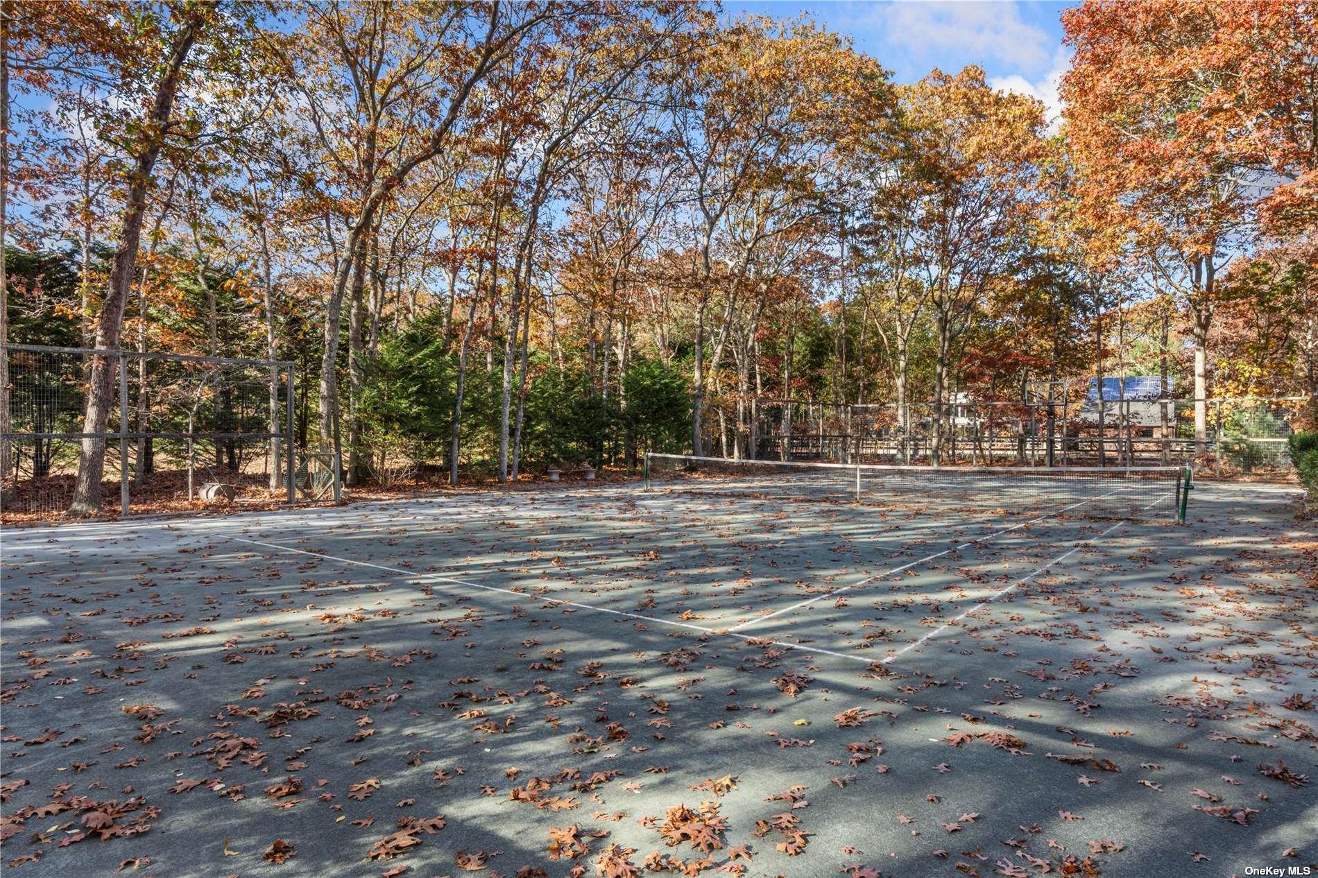 25 N Quarter Road, Westhampton, NY 11977