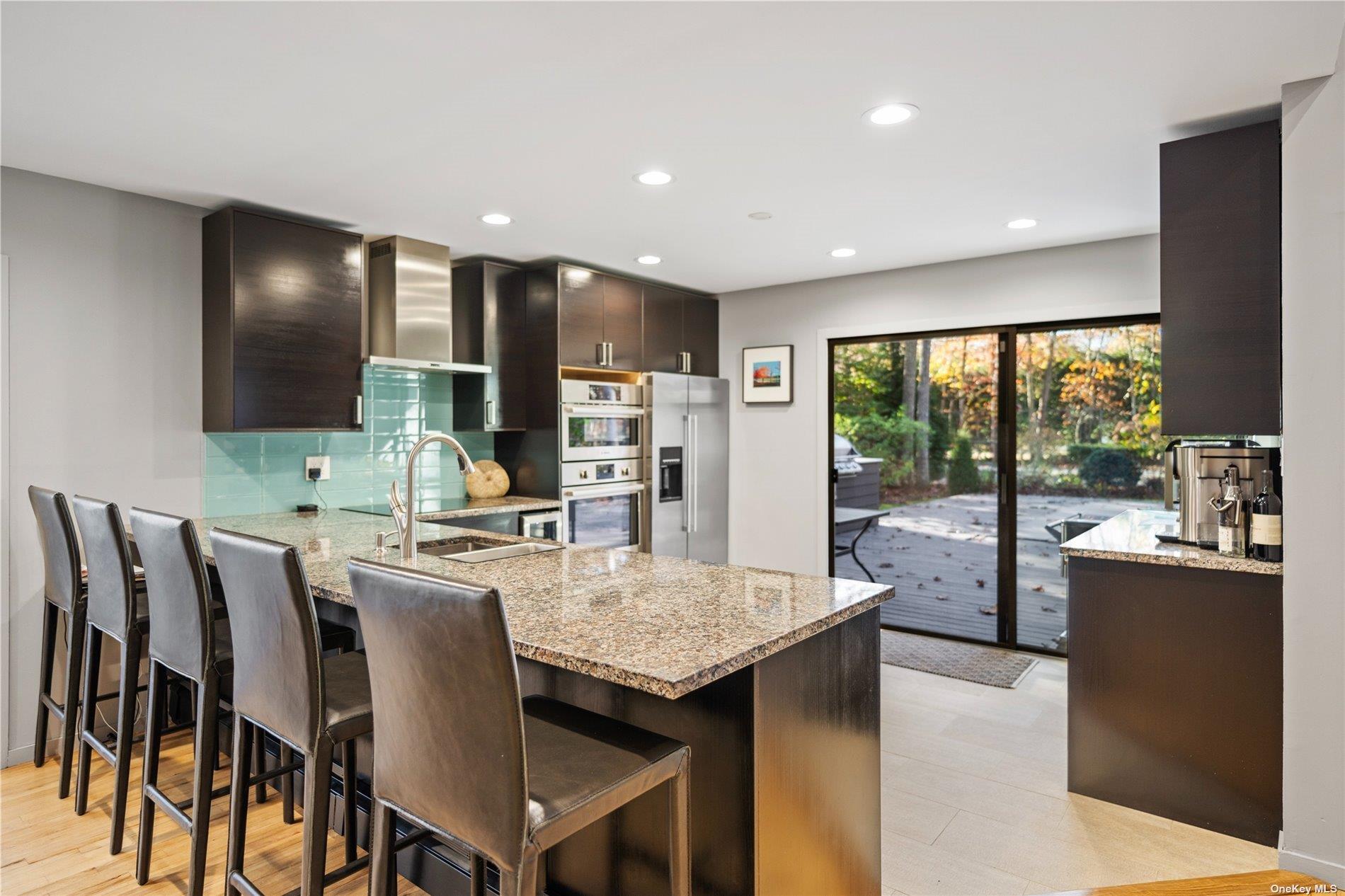 25 N Quarter Road, Westhampton, NY 11977