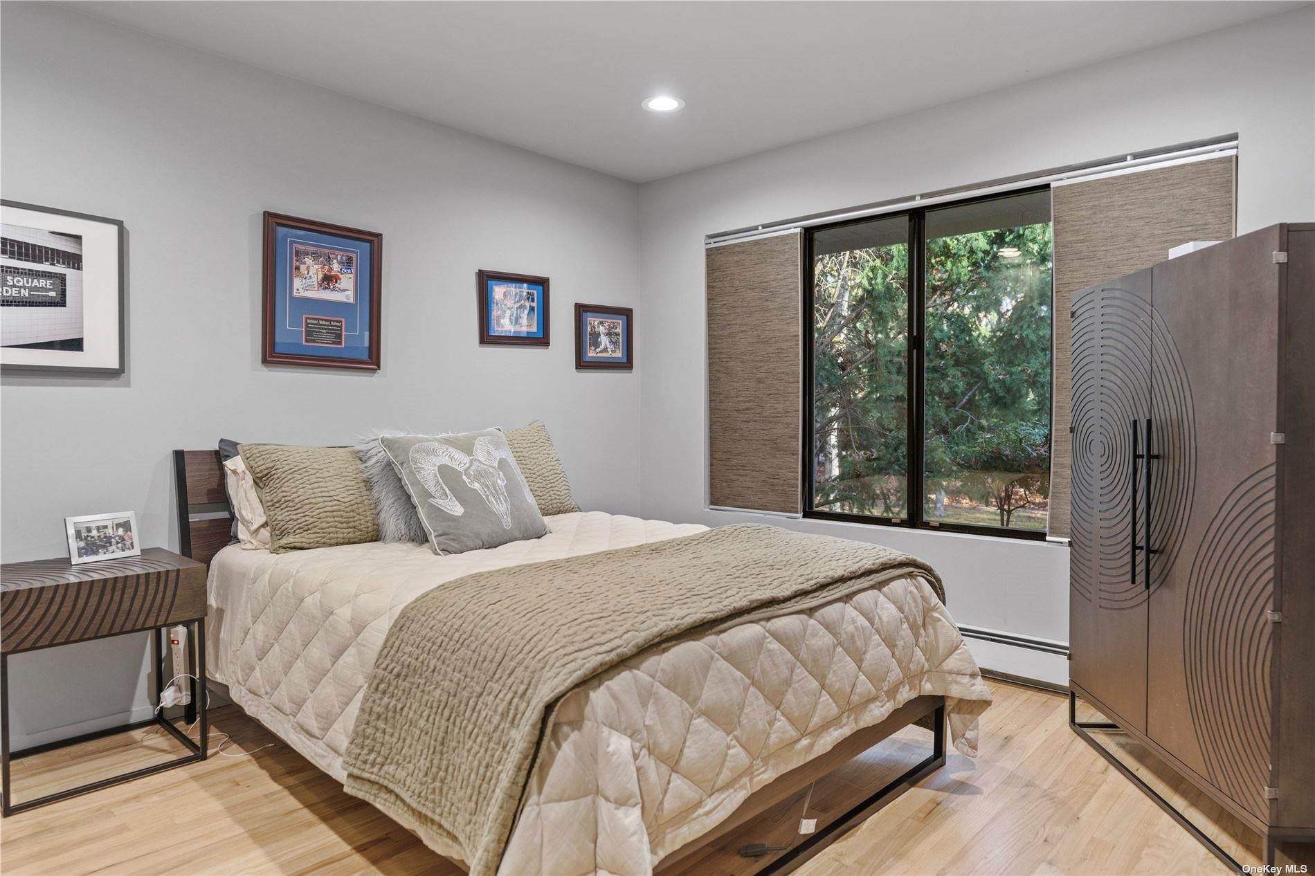 25 N Quarter Road, Westhampton, NY 11977