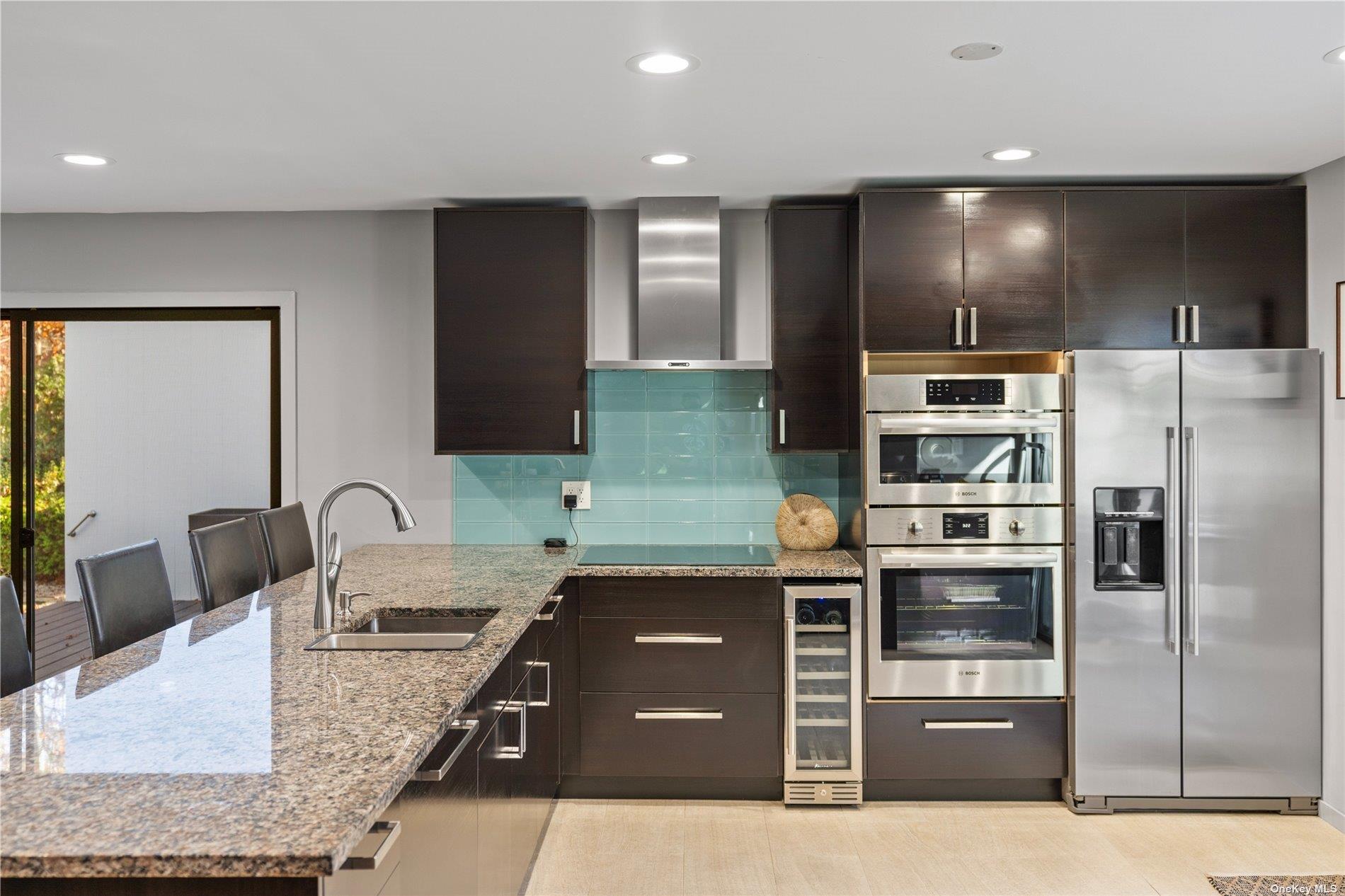 25 N Quarter Road, Westhampton, NY 11977