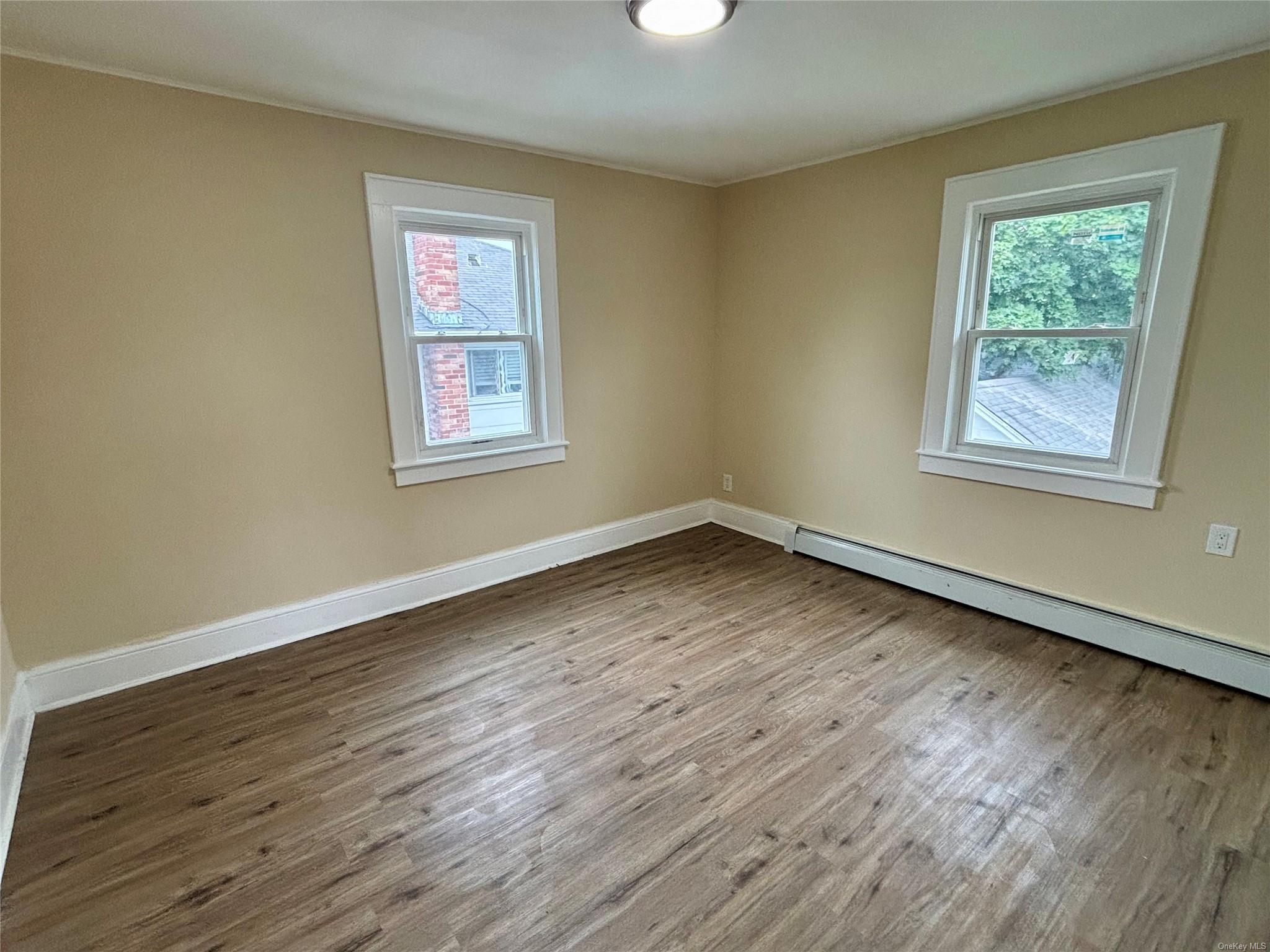 18 Perry Street, Hempstead, NY 11550