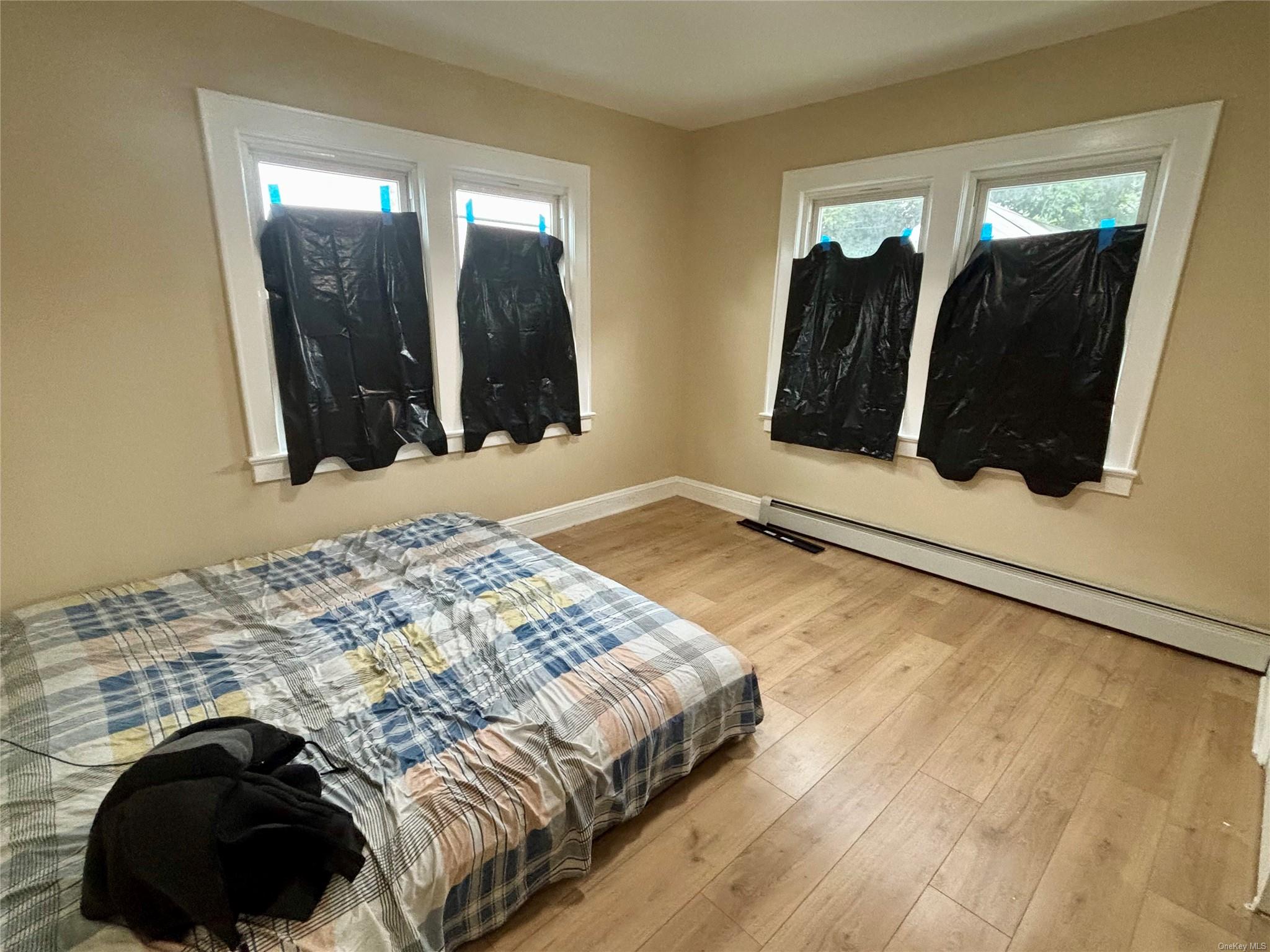 18 Perry Street, Hempstead, NY 11550