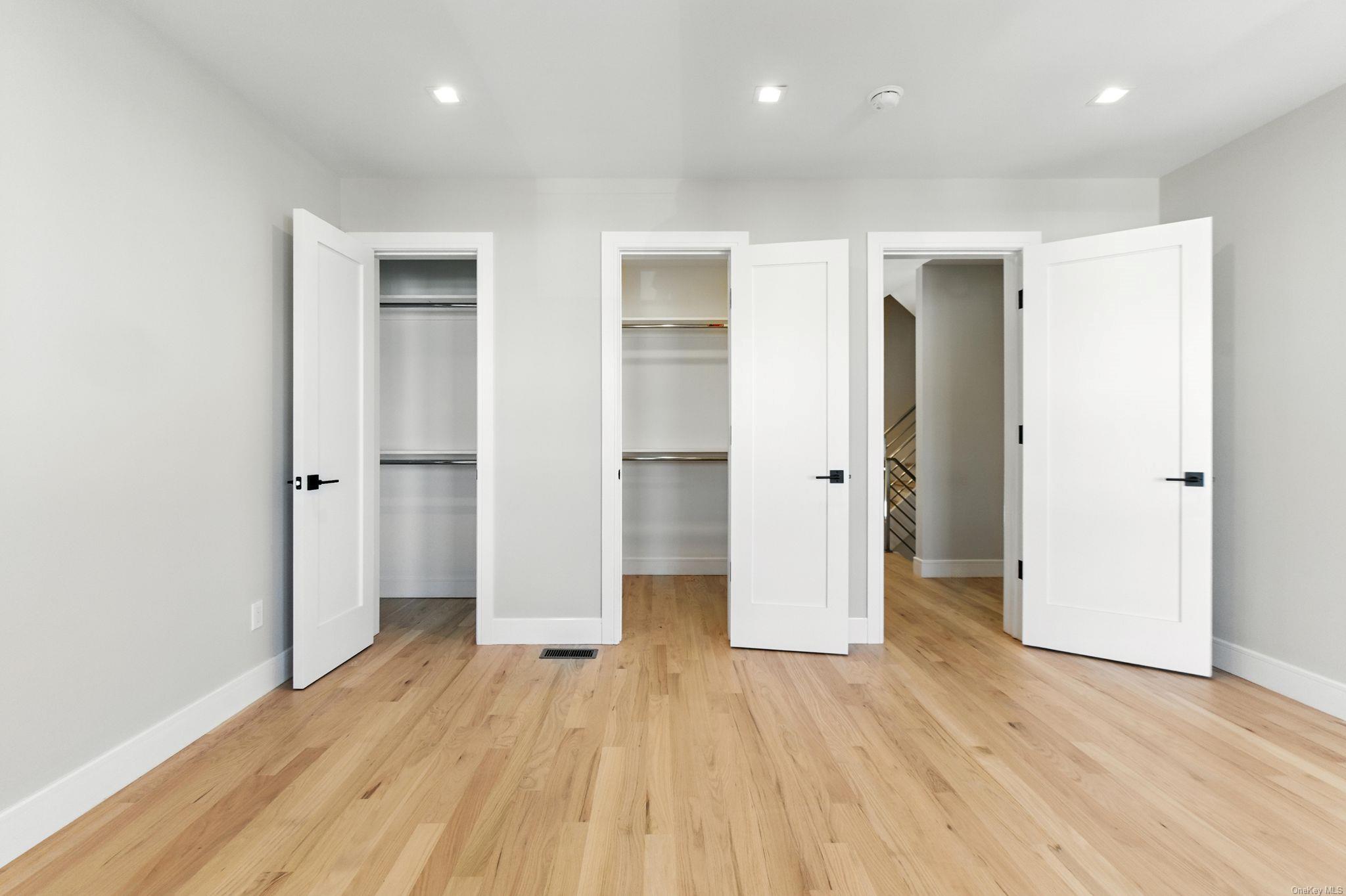 80 Illinois Avenue, Long Beach, NY 11561