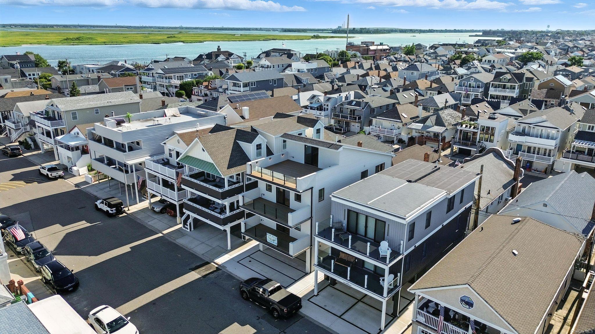 80 Illinois Avenue, Long Beach, NY 11561