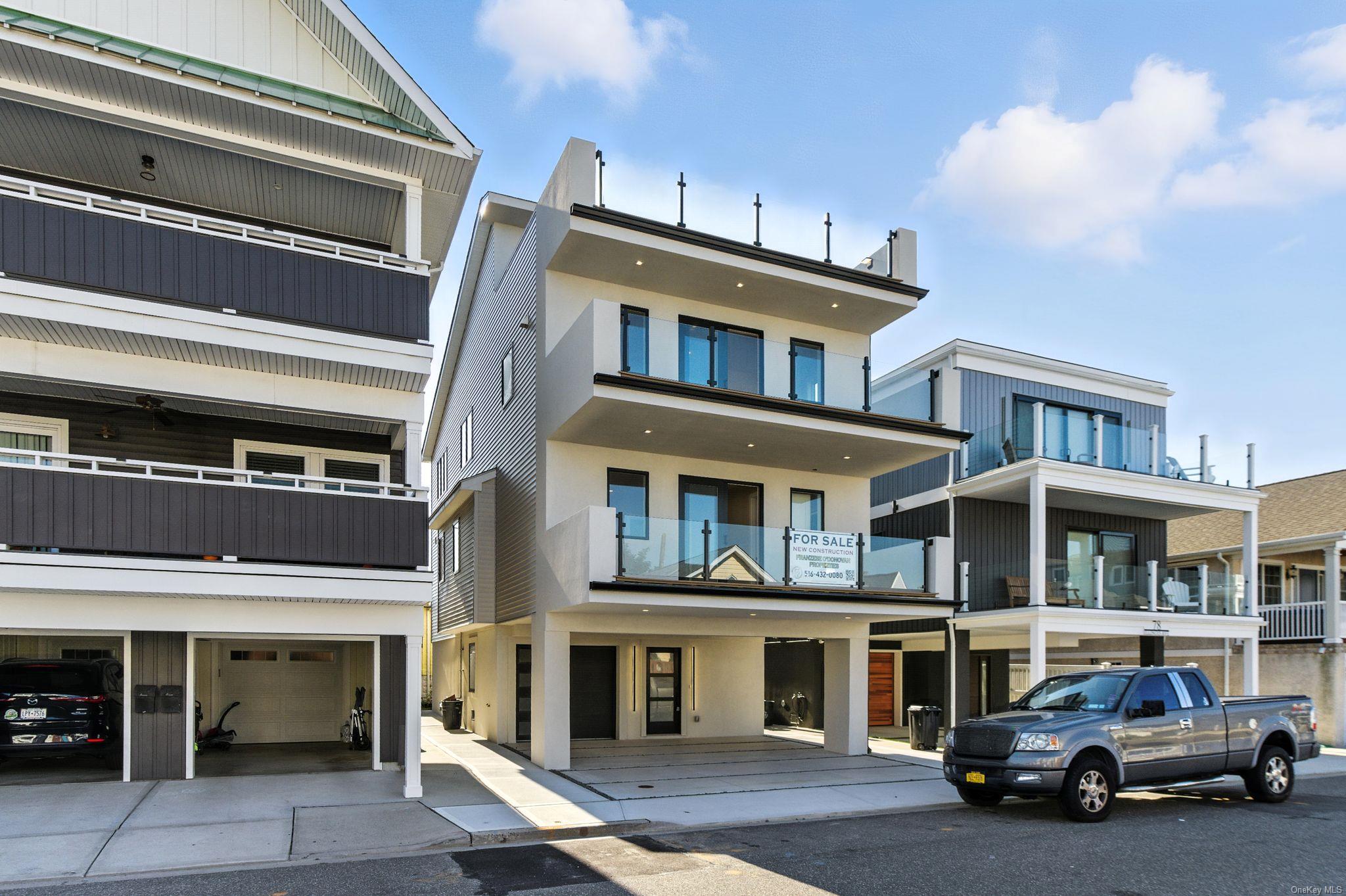 80 Illinois Avenue, Long Beach, NY 11561