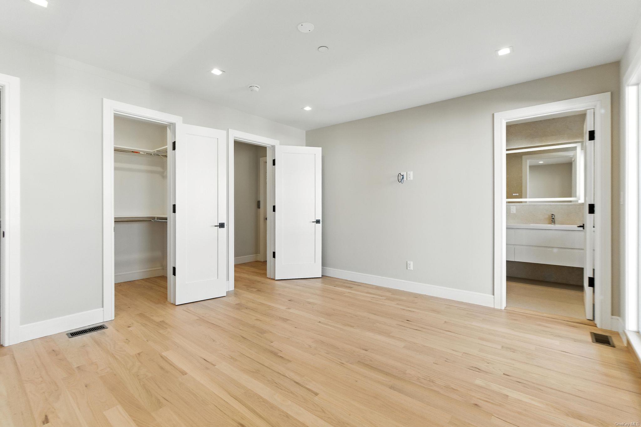 80 Illinois Avenue, Long Beach, NY 11561