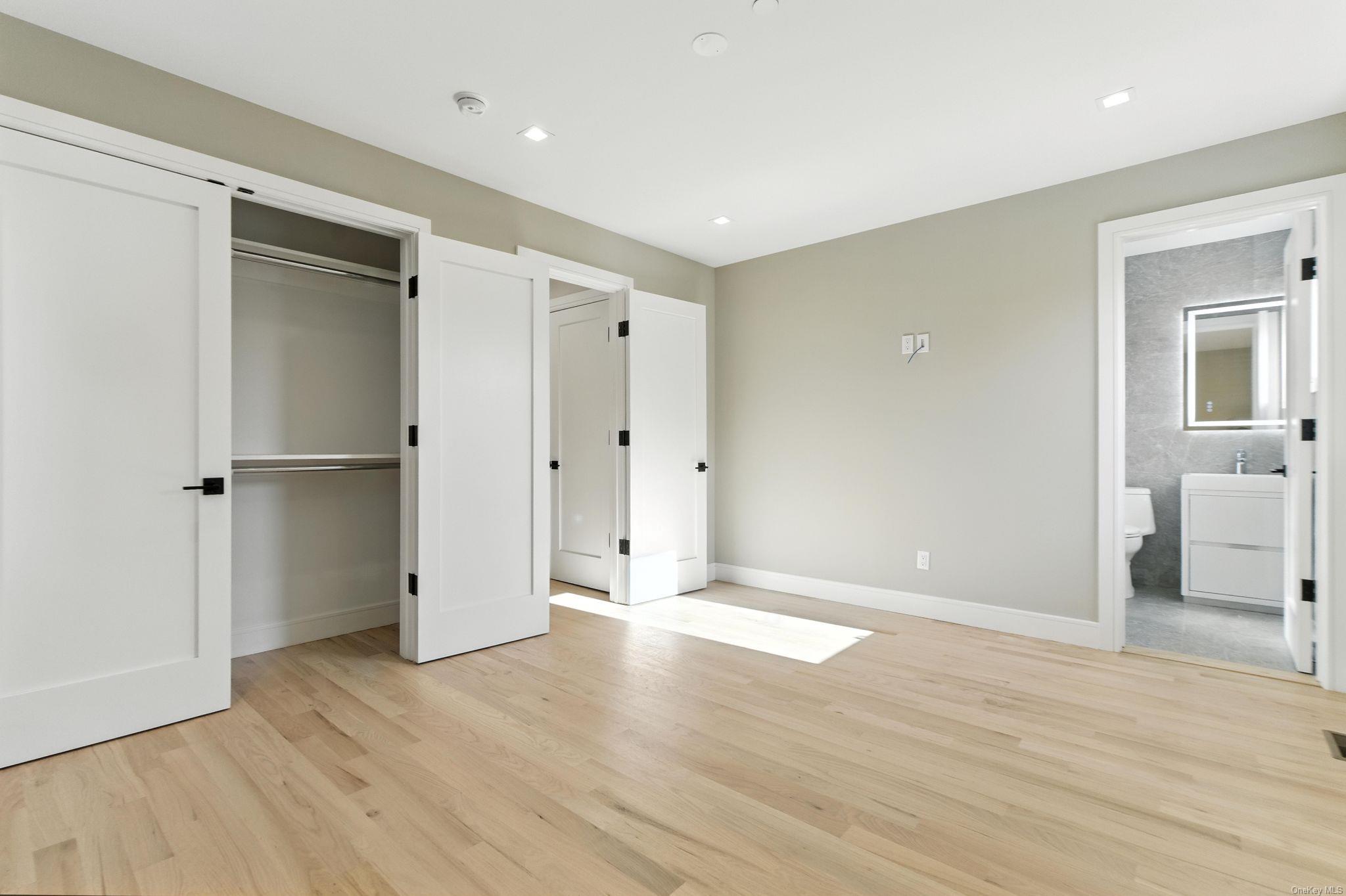 80 Illinois Avenue, Long Beach, NY 11561