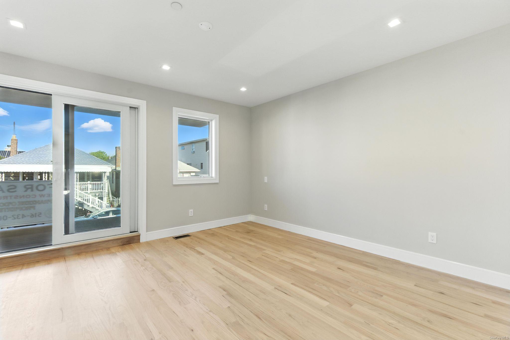 80 Illinois Avenue, Long Beach, NY 11561