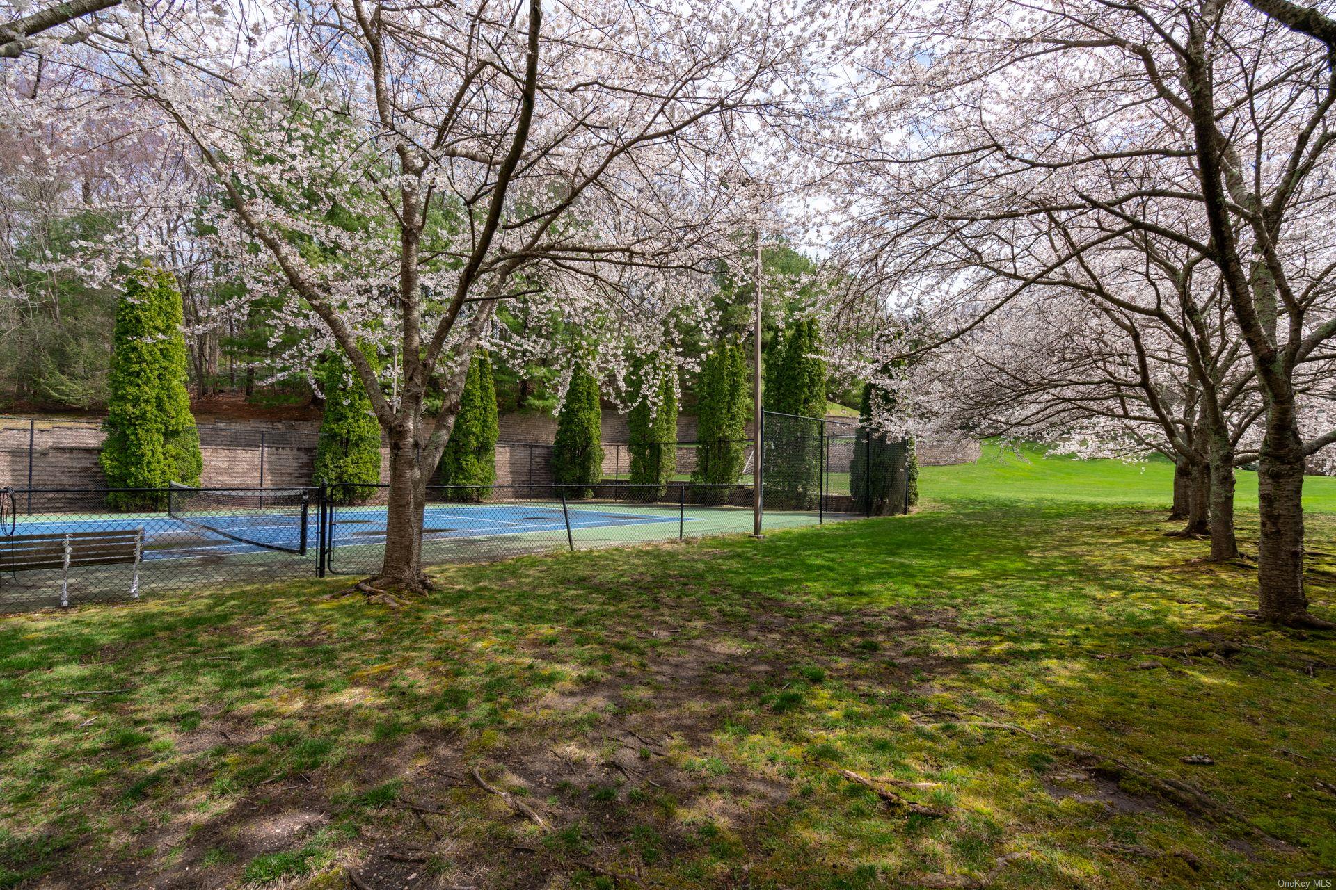 660 Chicken Valley Road, Matinecock, NY 11560