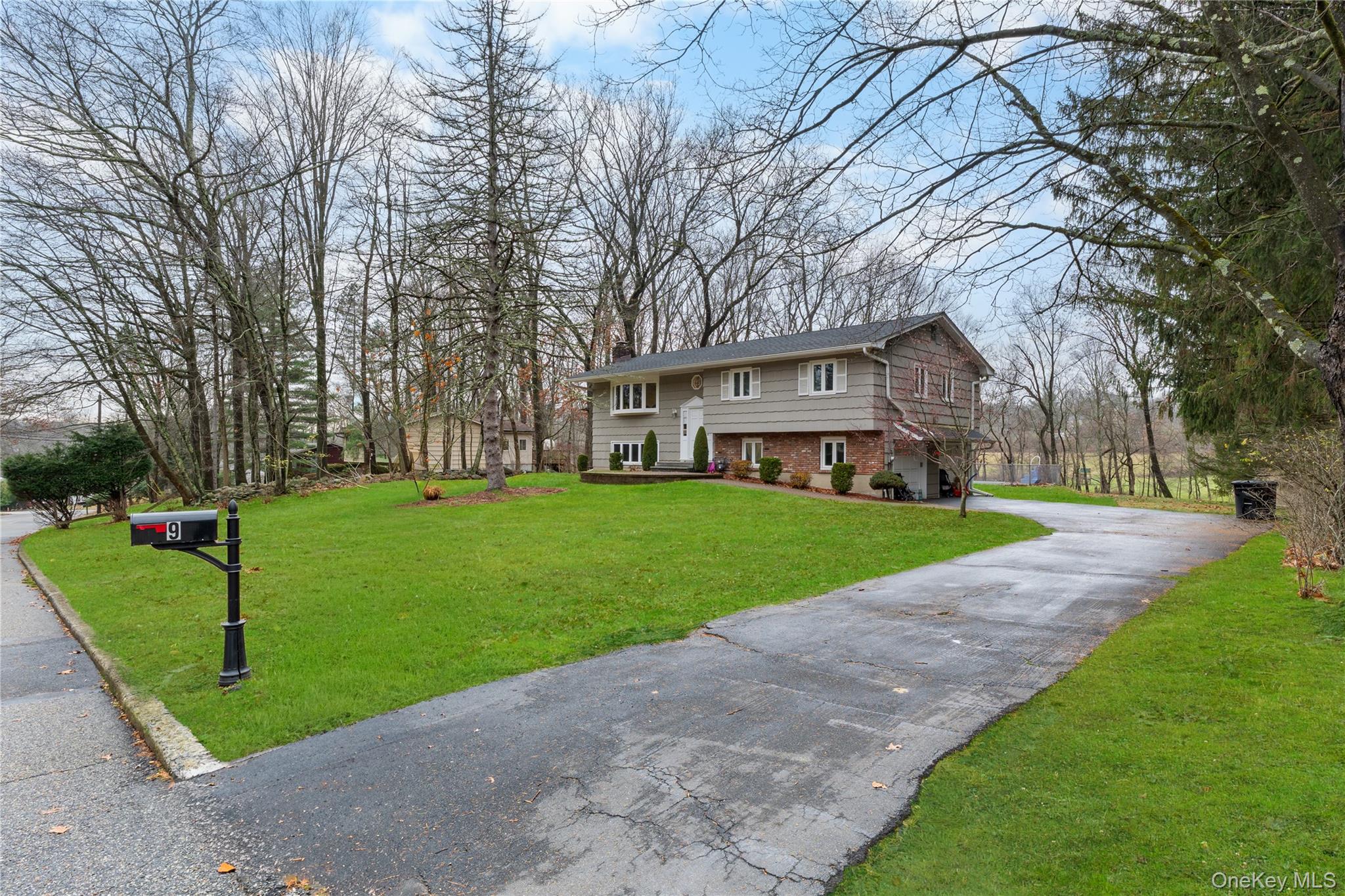 9 cannan, Chestnut Ridge, NY 10977