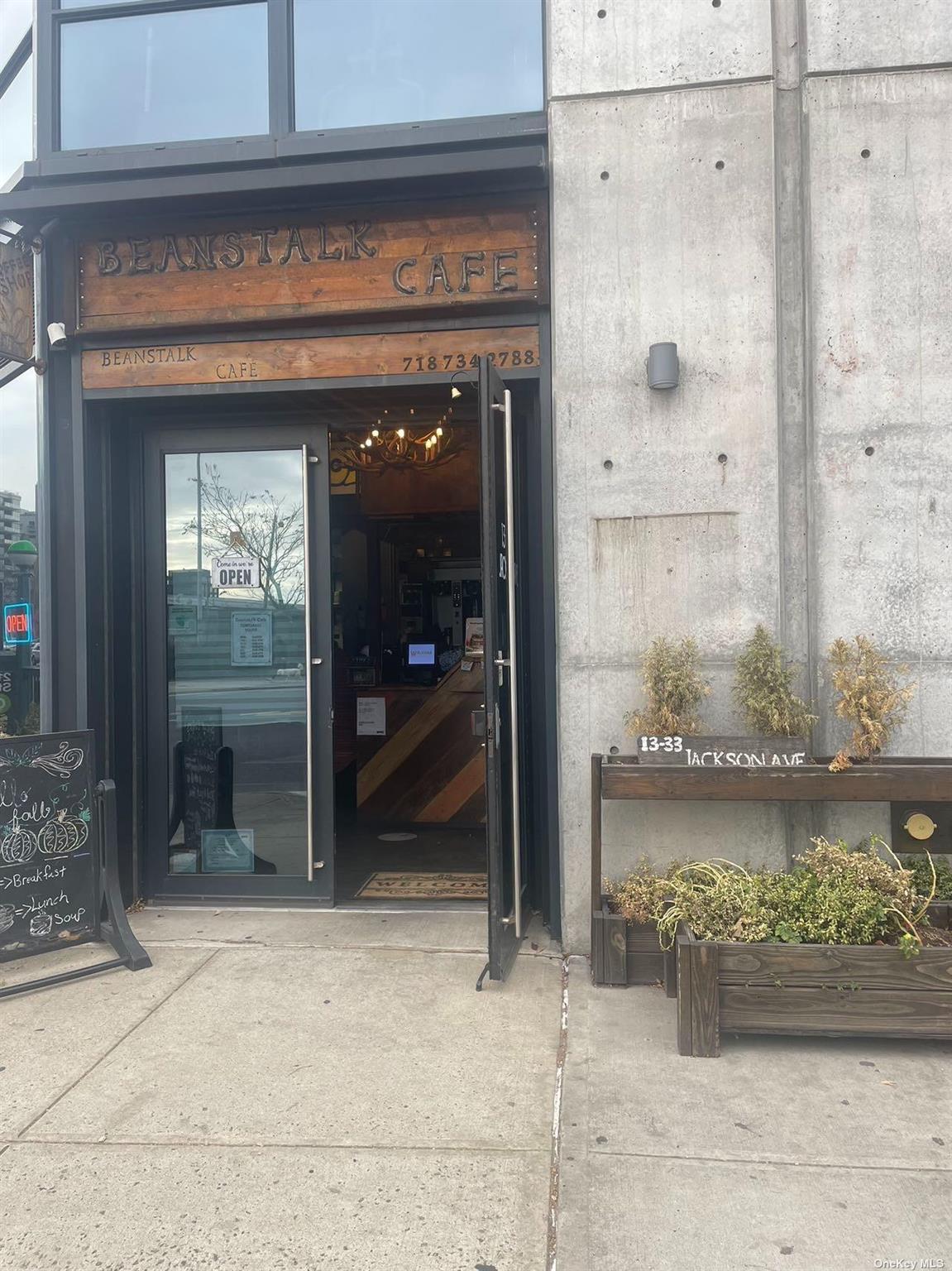 13-33 Jackson Avenue, Long Island City, NY 11101