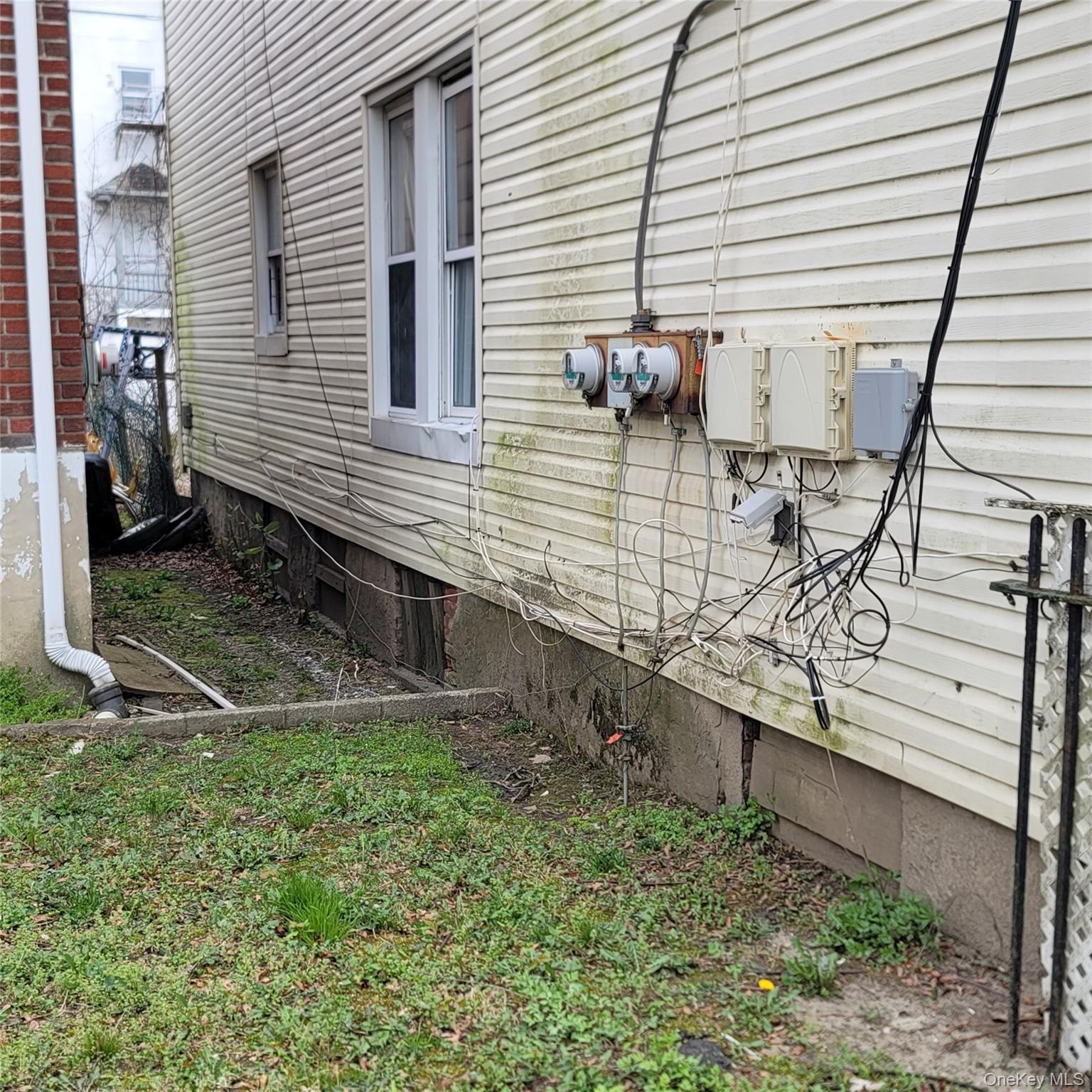 437 S 5th Avenue, Mount Vernon, NY 10550