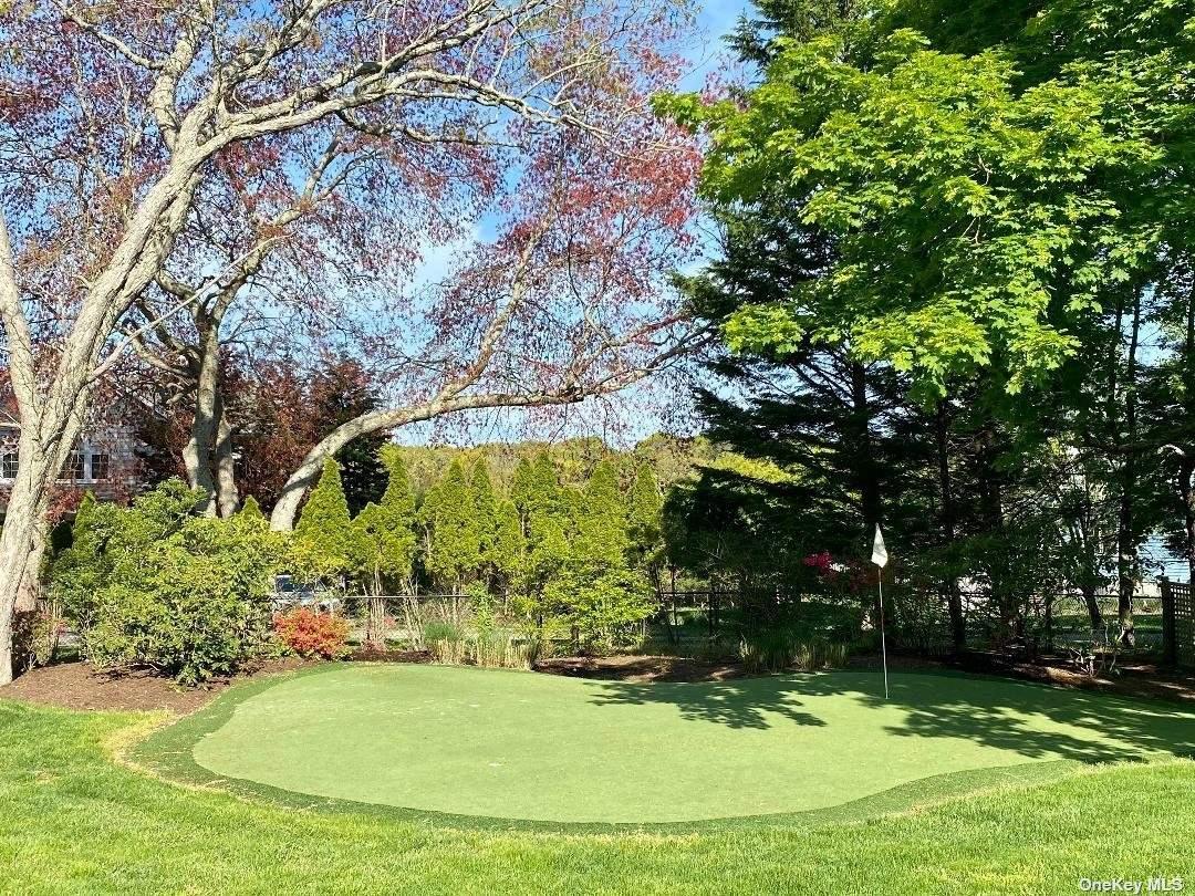 3 Pine Grove Court, Westhampton, NY 11977