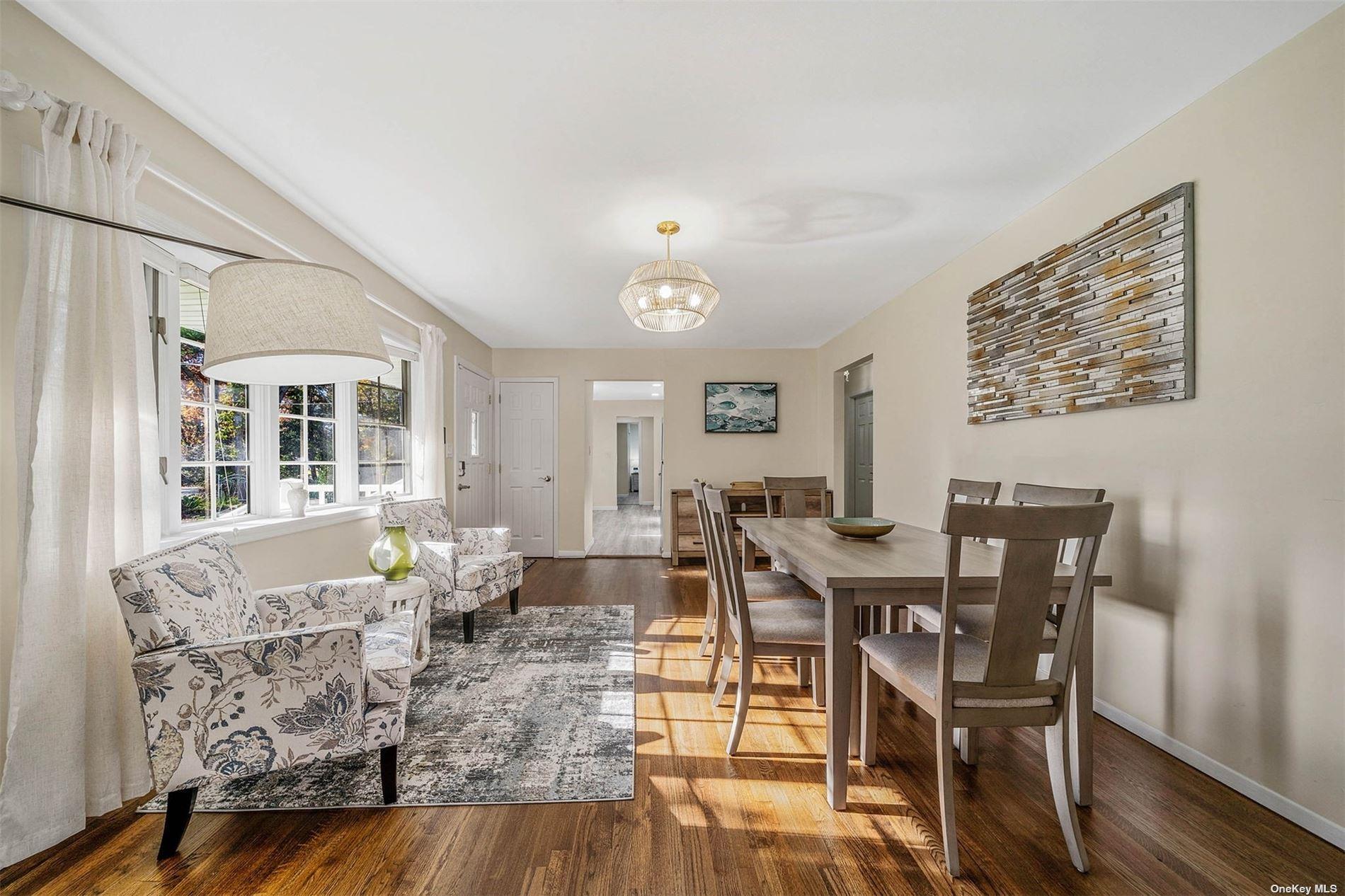 6 Rolling Hill Road, Hampton Bays, NY 11946